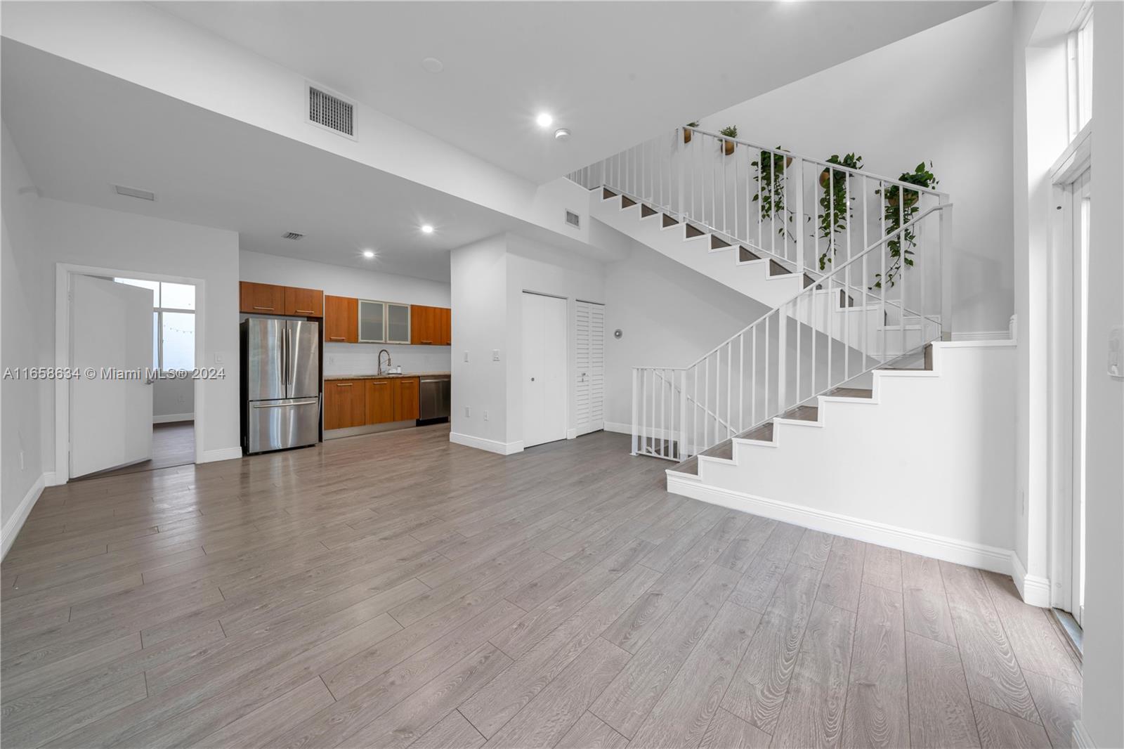 3299 Bird Ave # 2
