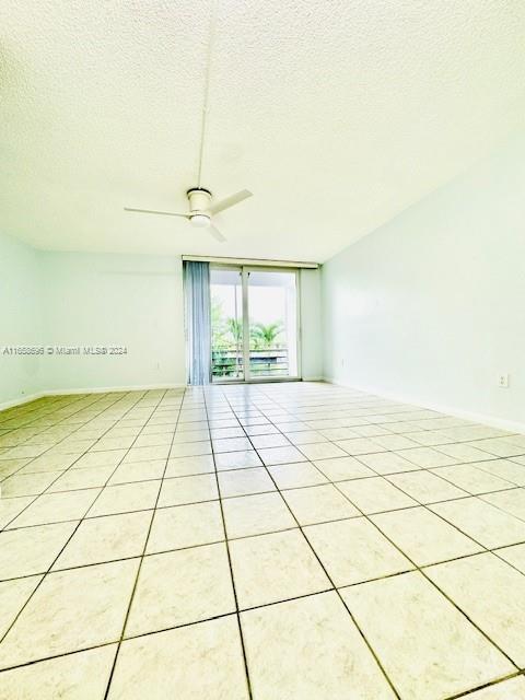 2425 NE 135th St # 307