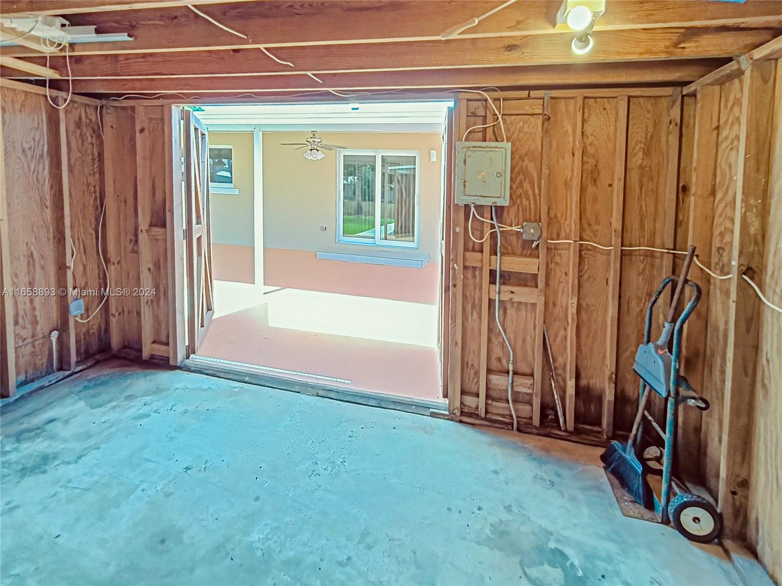 10420 SW 198th St