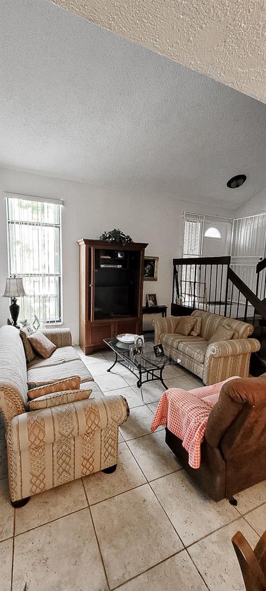 10009 NW 9th St Cir # 15 Unit: 4-15