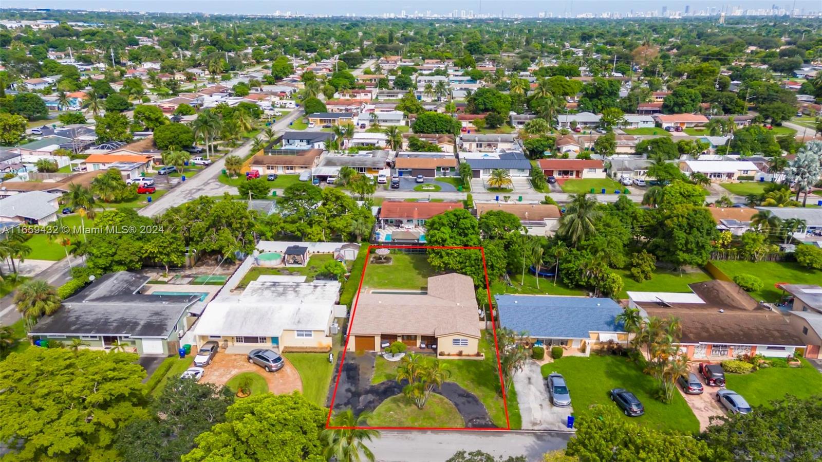 2331 Utopia Dr