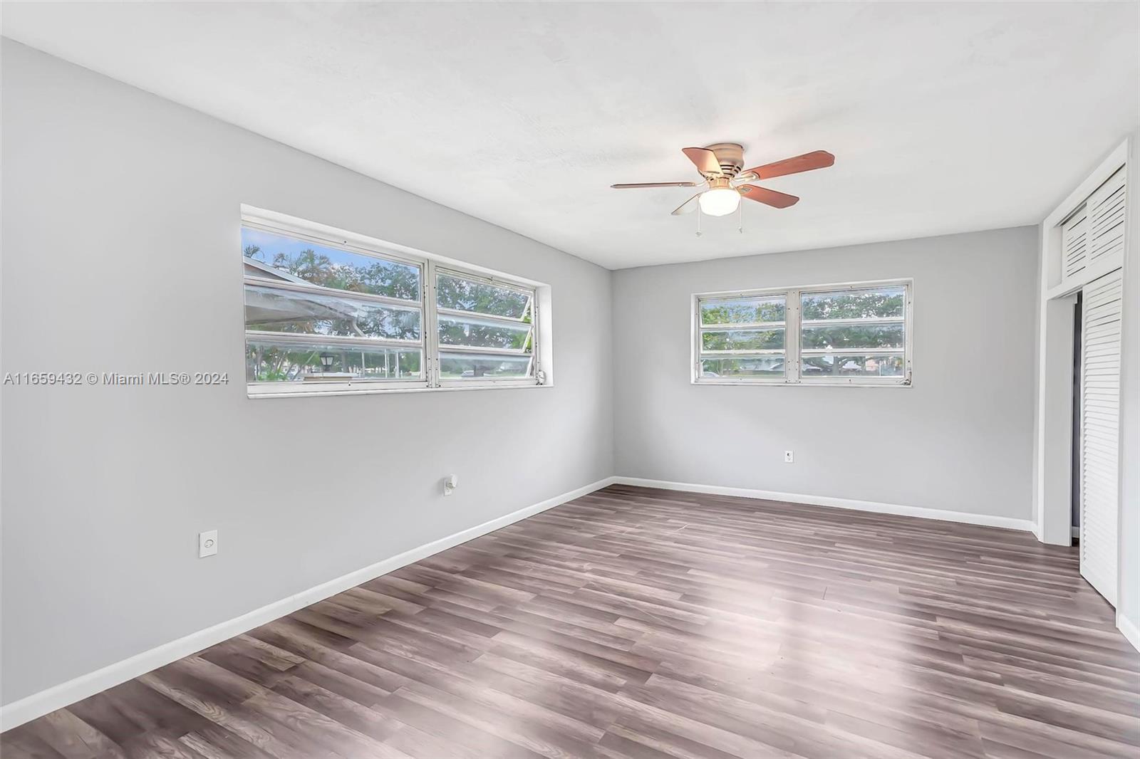 2331 Utopia Dr