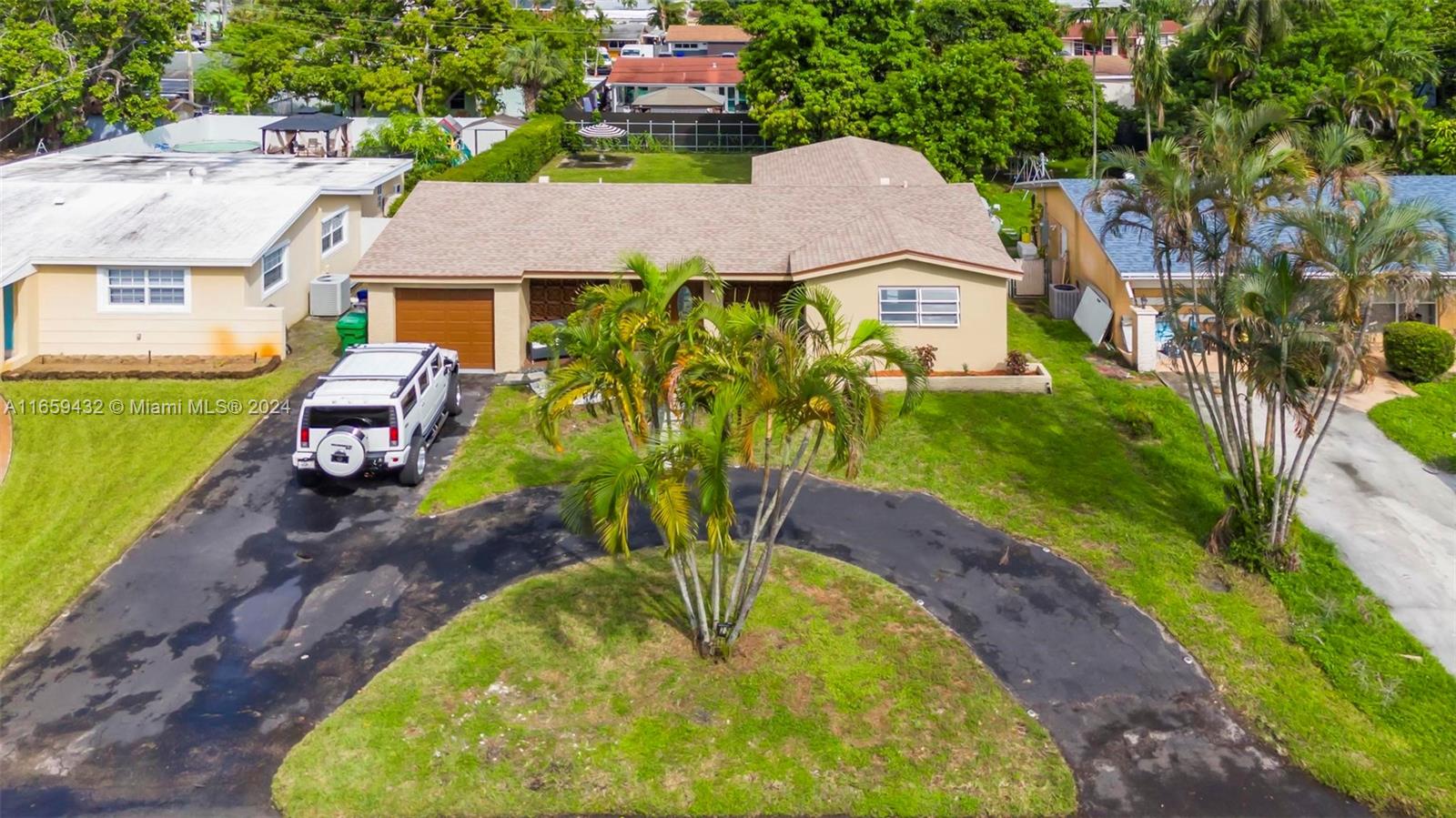 2331 Utopia Dr