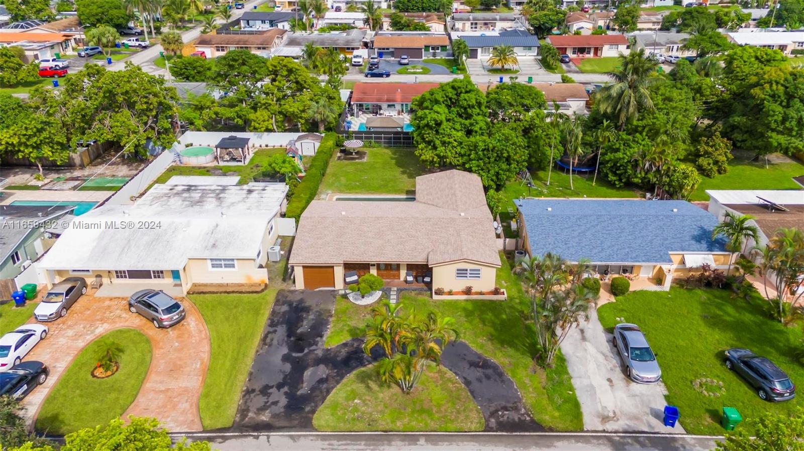 2331 Utopia Dr