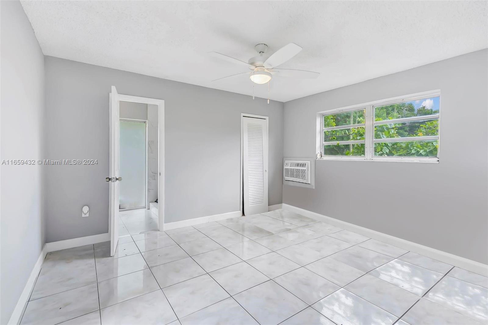 2331 Utopia Dr