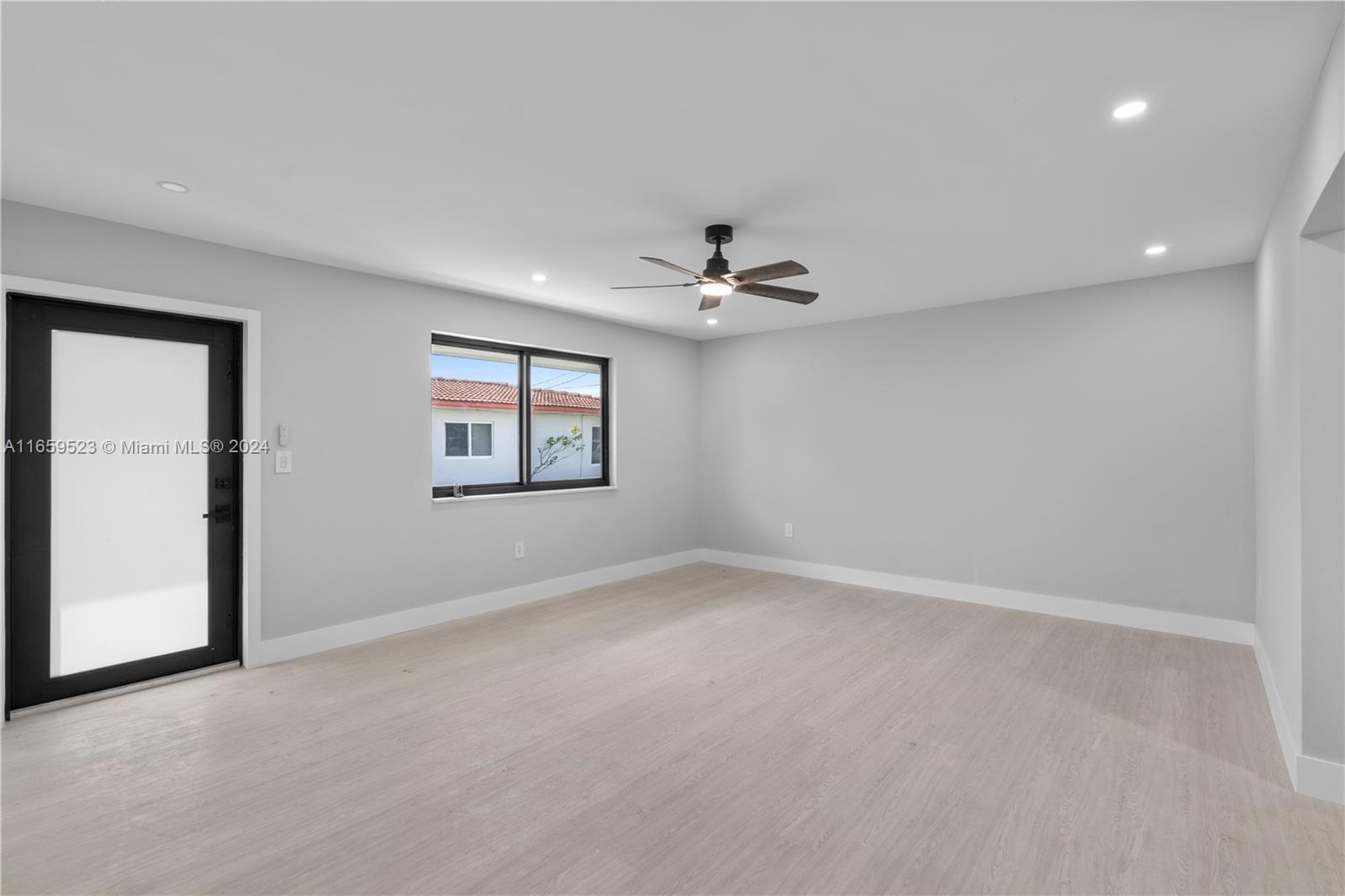 3221 SW 90th Ave