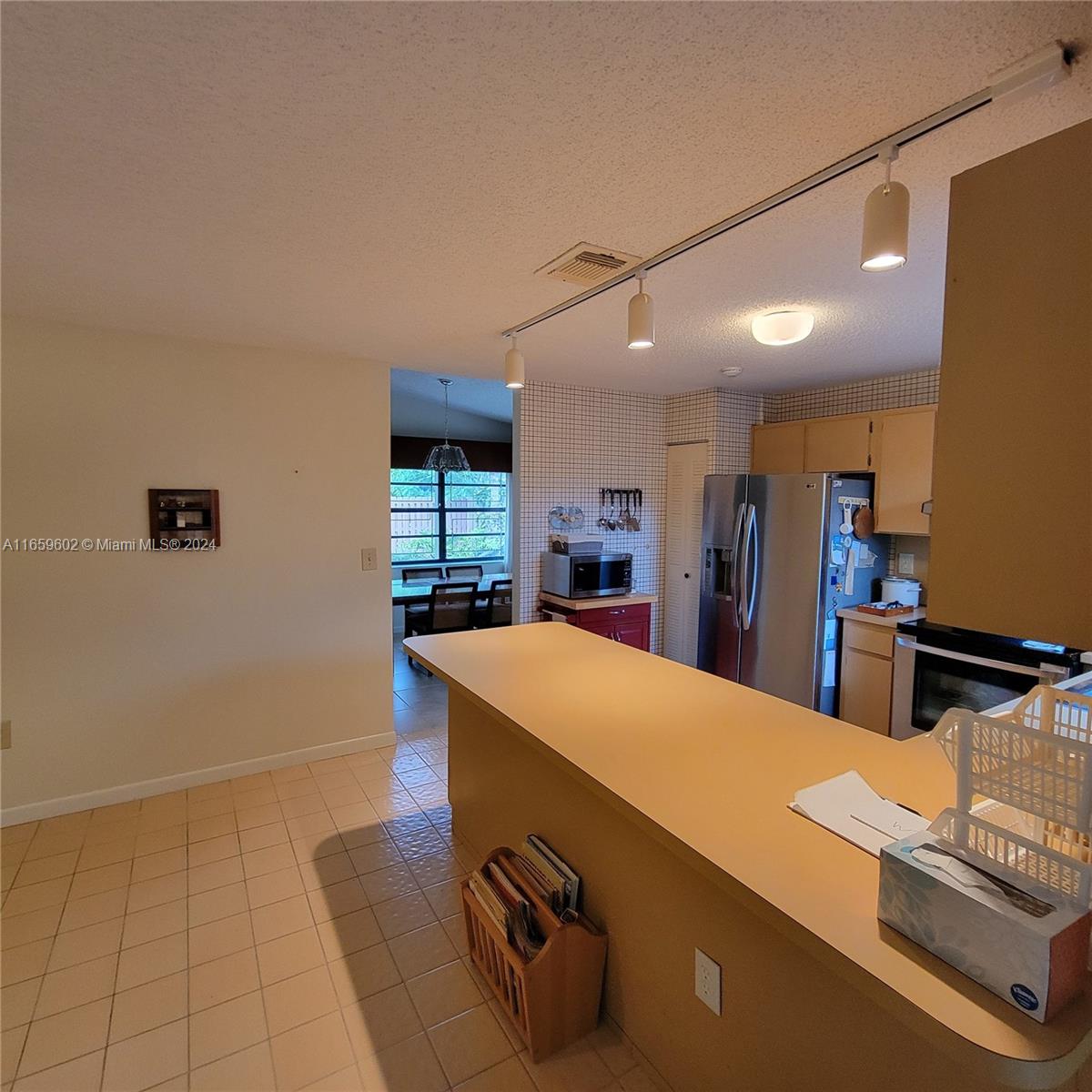 1096 SW 135th Ct