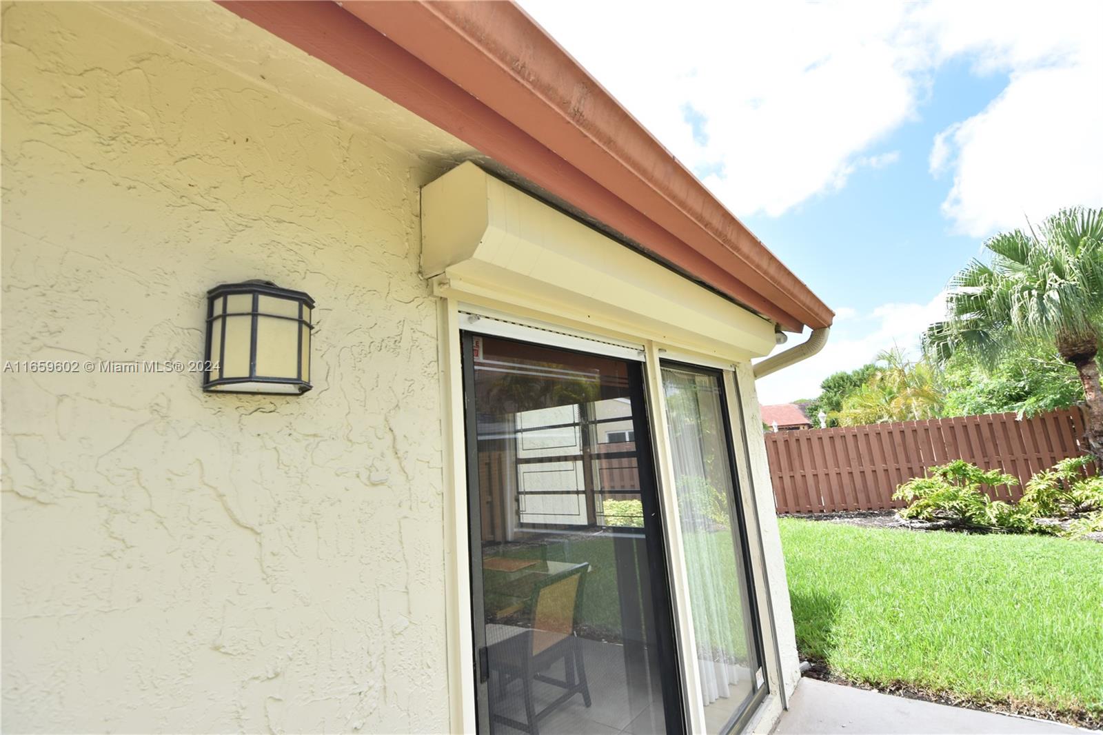 1096 SW 135th Ct