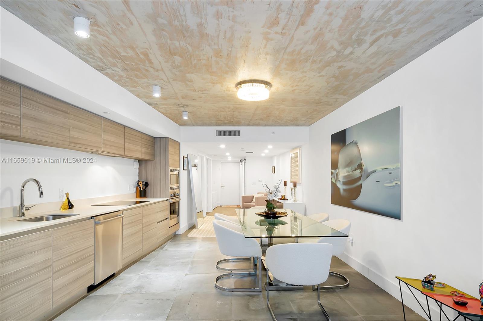 6620 Indian Creek Dr # 514