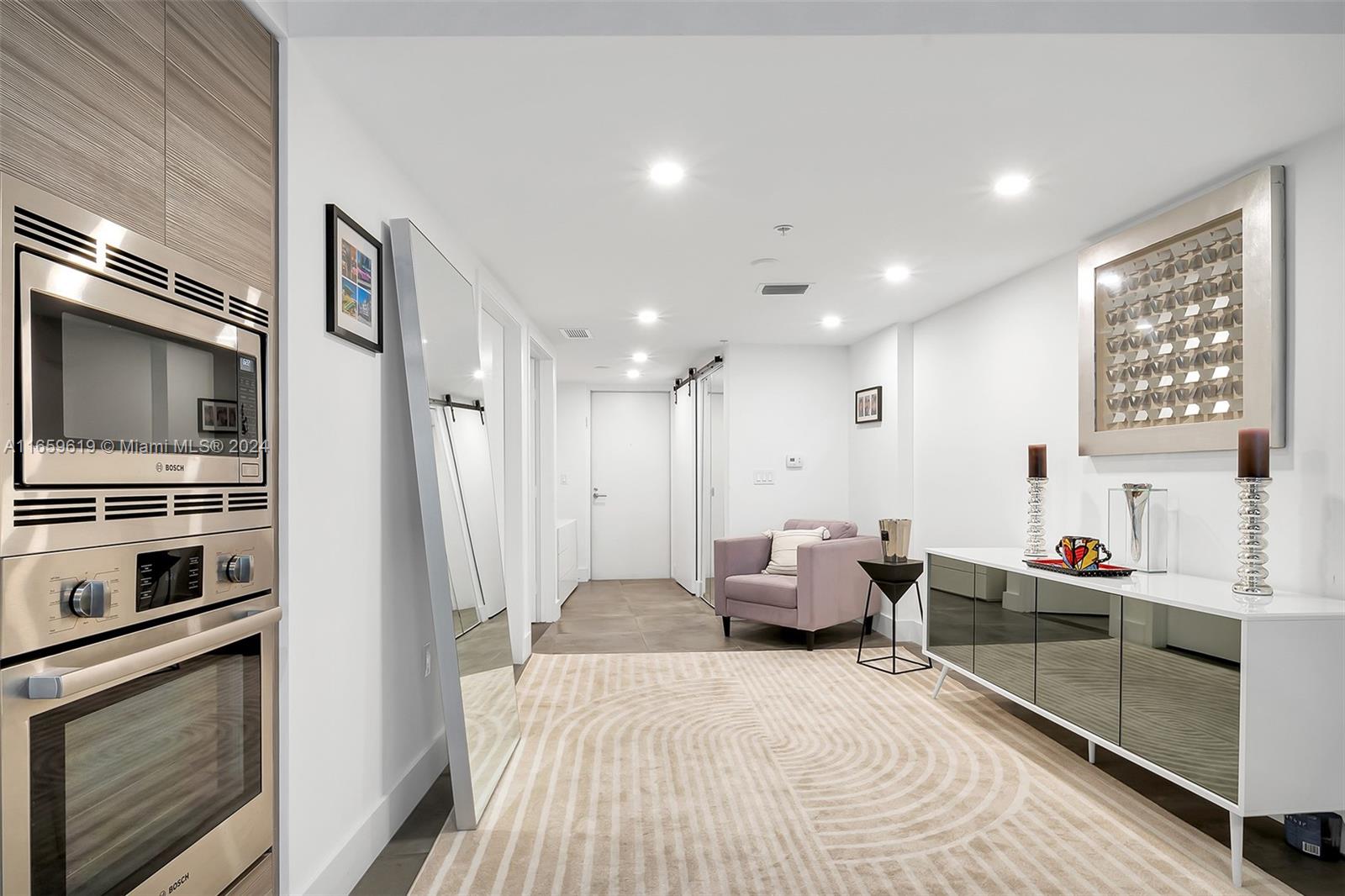 6620 Indian Creek Dr # 514