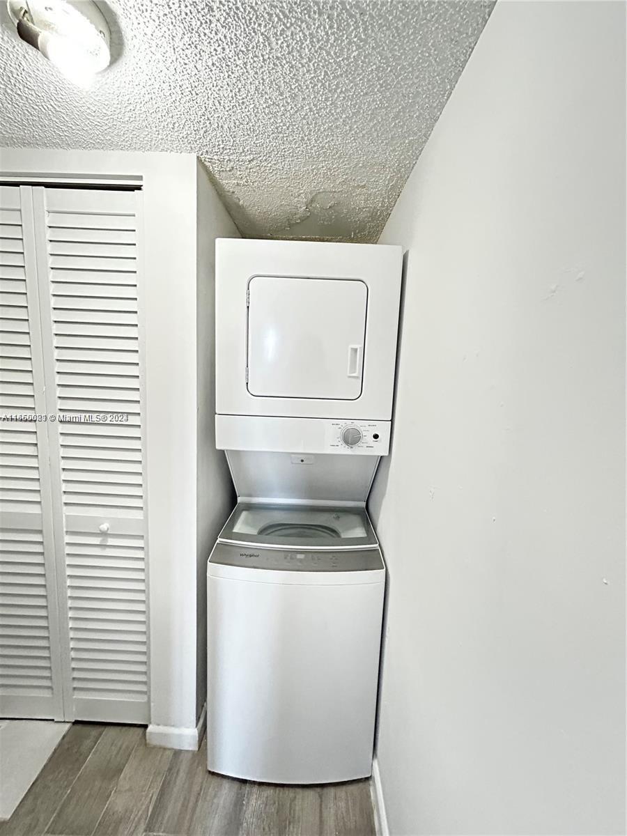 1700 NW N River Dr # 909