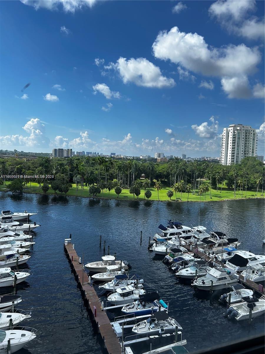 1700 NW N River Dr # 909