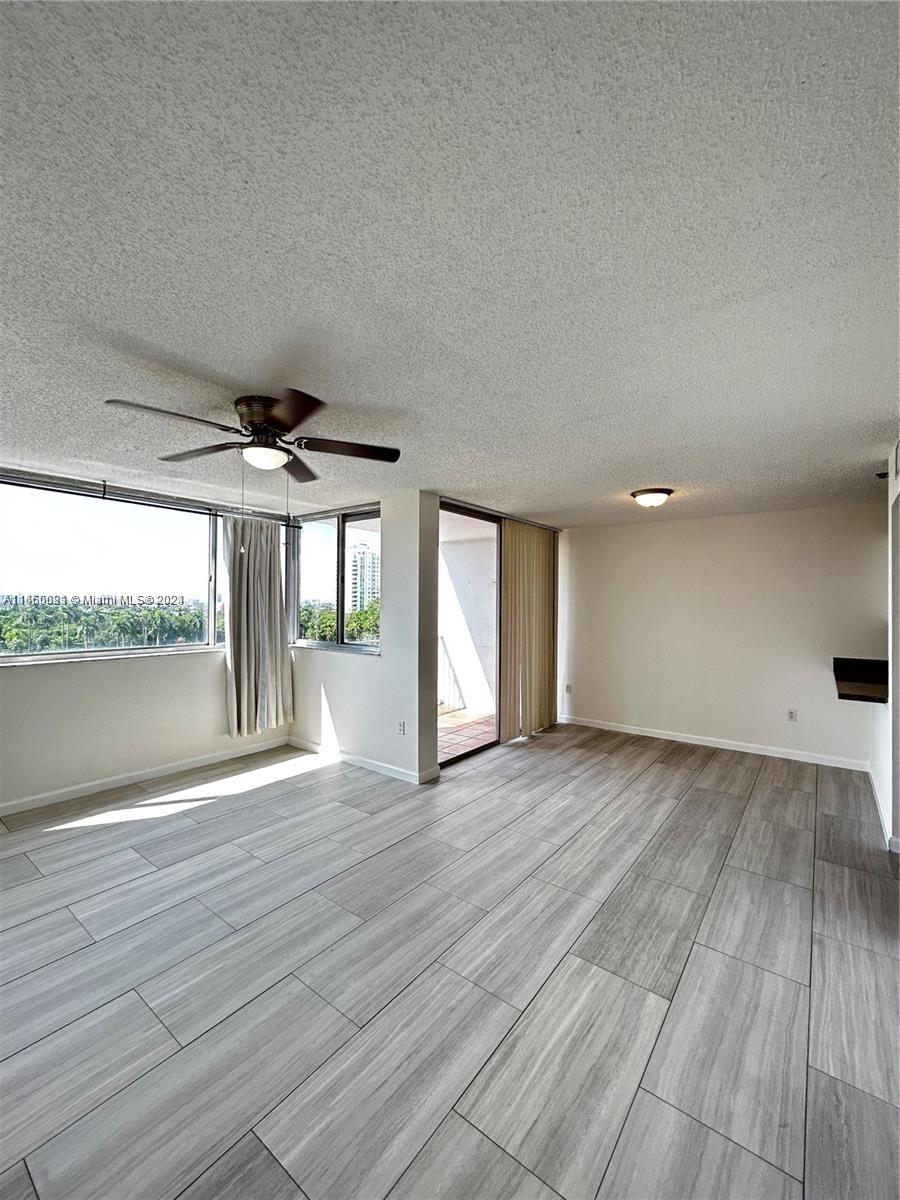 1700 NW N River Dr # 909