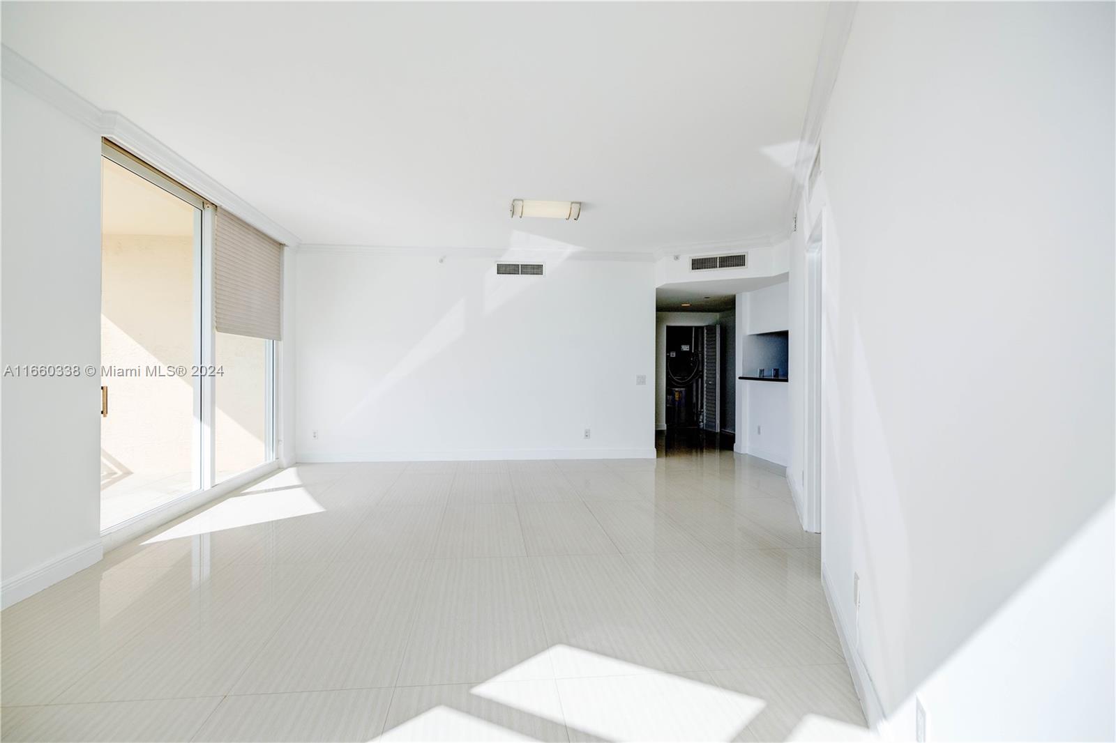 2475 Brickell Ave # 1807