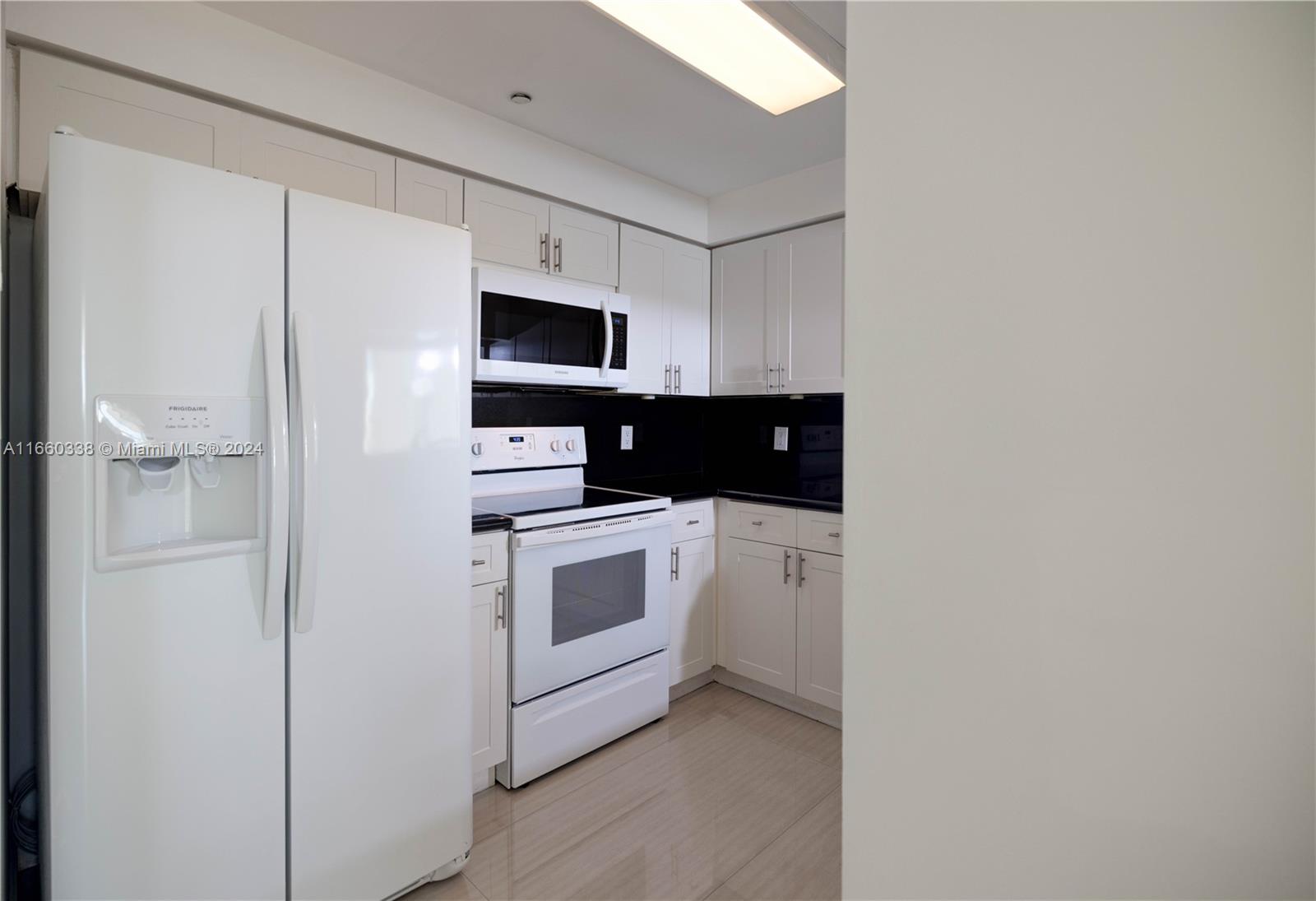 2475 Brickell Ave # 1807