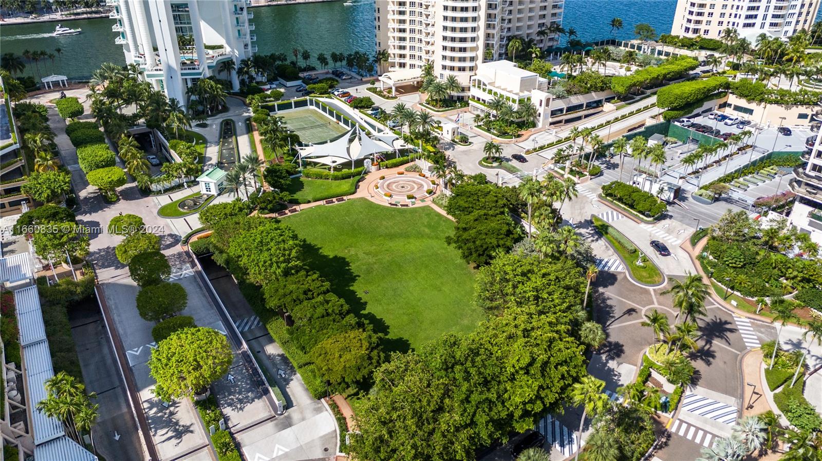 888 Brickell Key Dr # 710