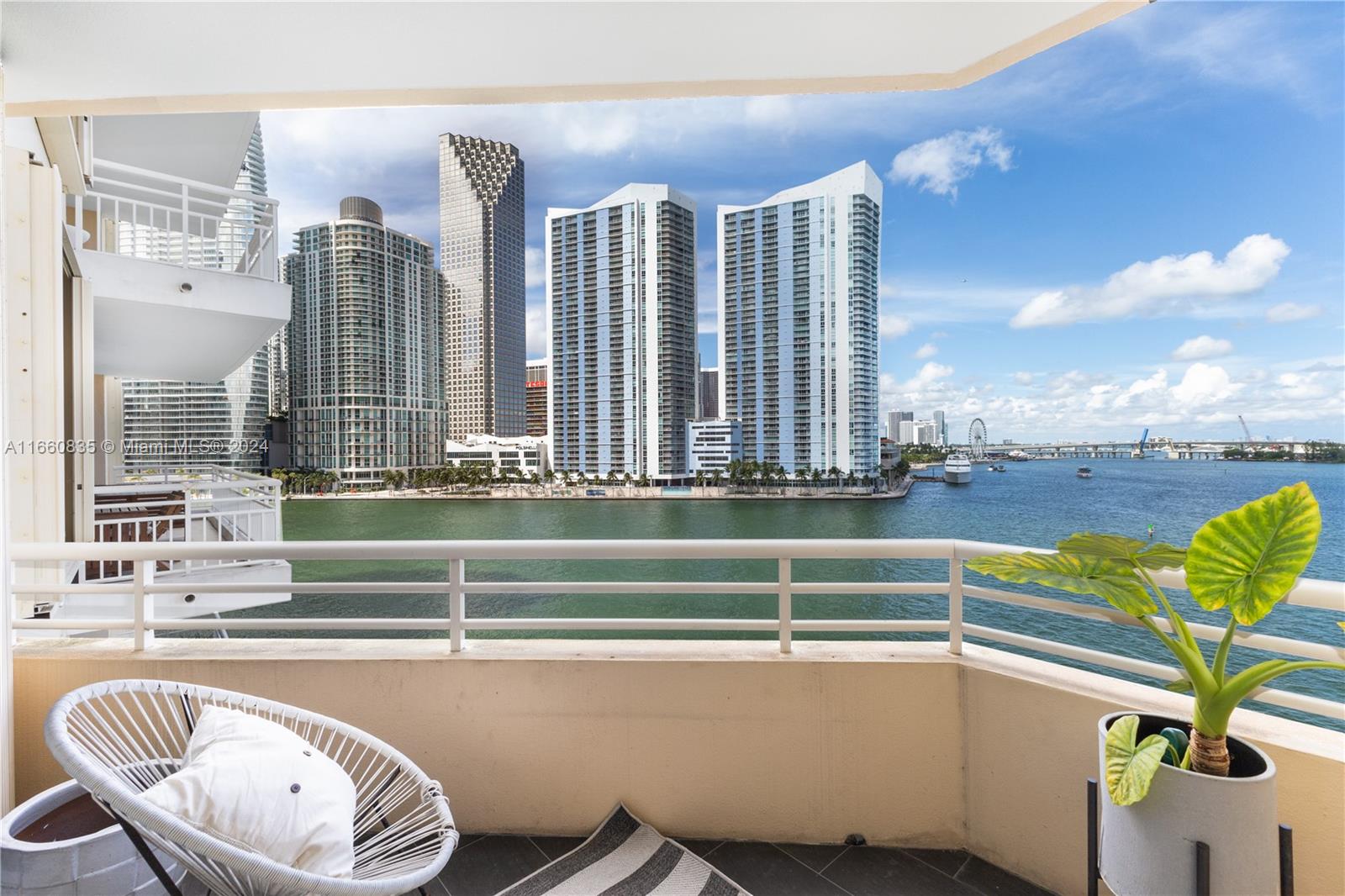 888 Brickell Key Dr # 710