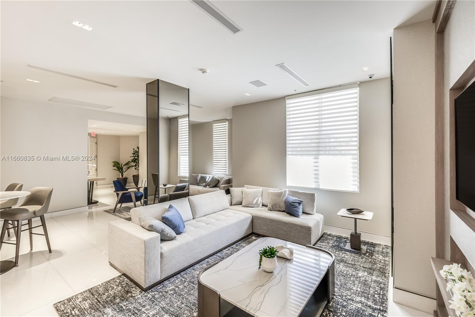 888 Brickell Key Dr # 710