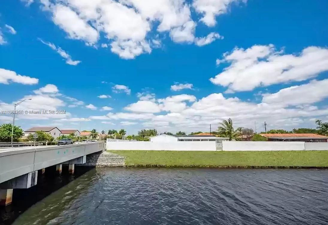 8690 Grand Canal Dr # 2