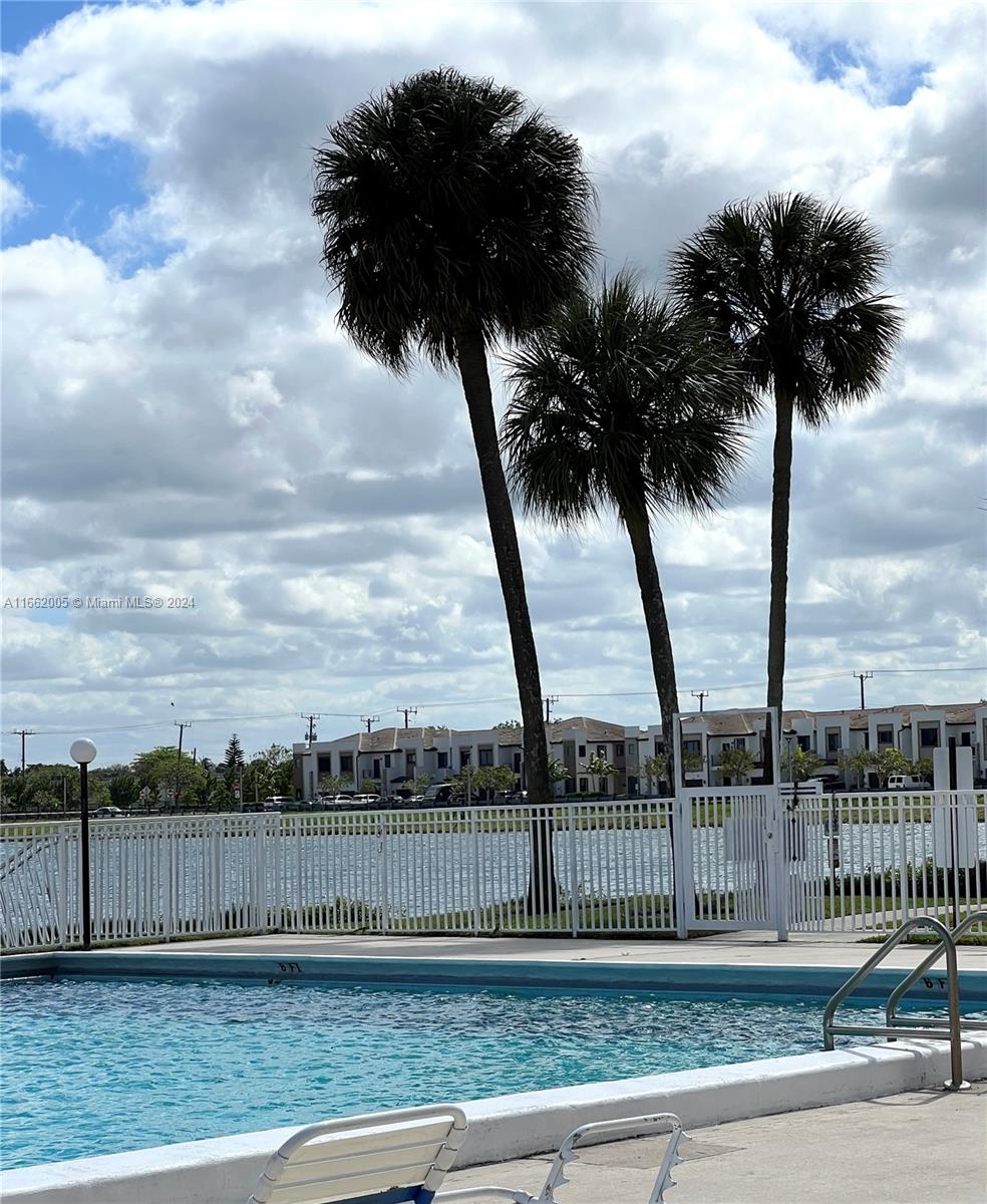 20860 San Simeon Way # 6 Unit: 301-6