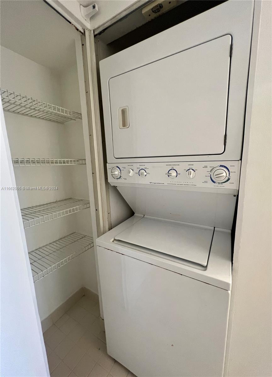 20860 San Simeon Way # 6 Unit: 301-6