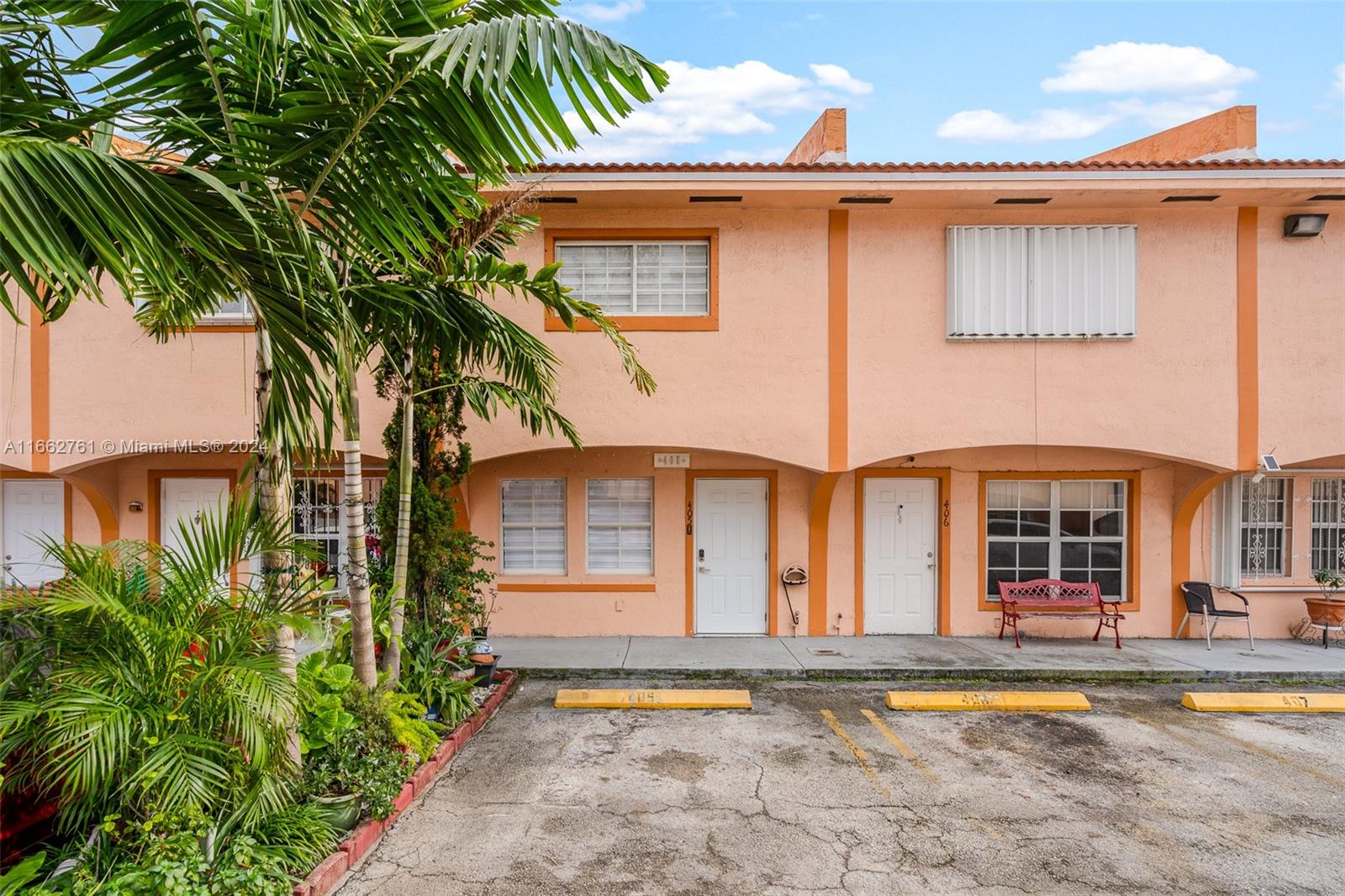9837 W Okeechobee Rd # 405