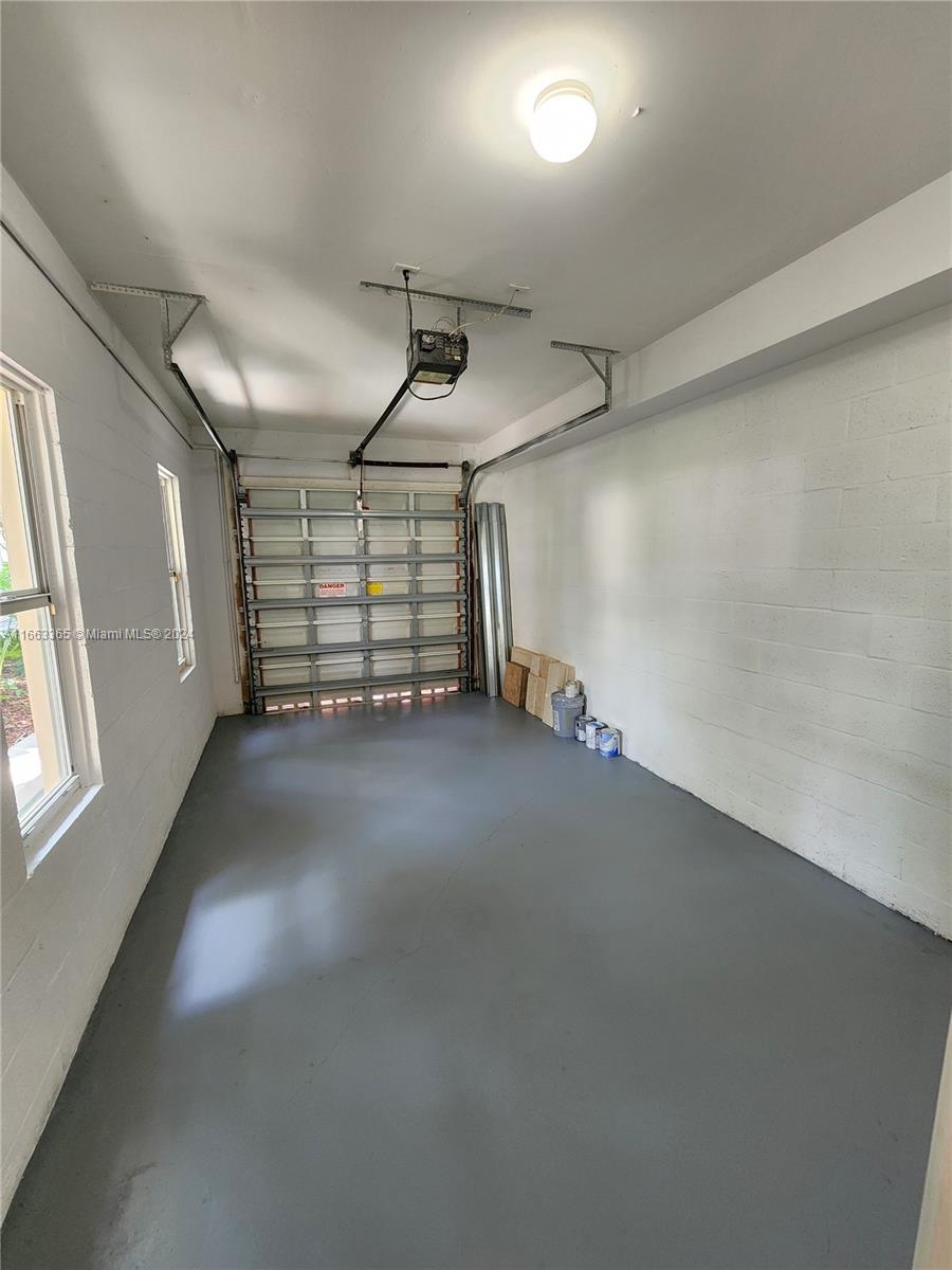 2492 Centergate Dr # 108