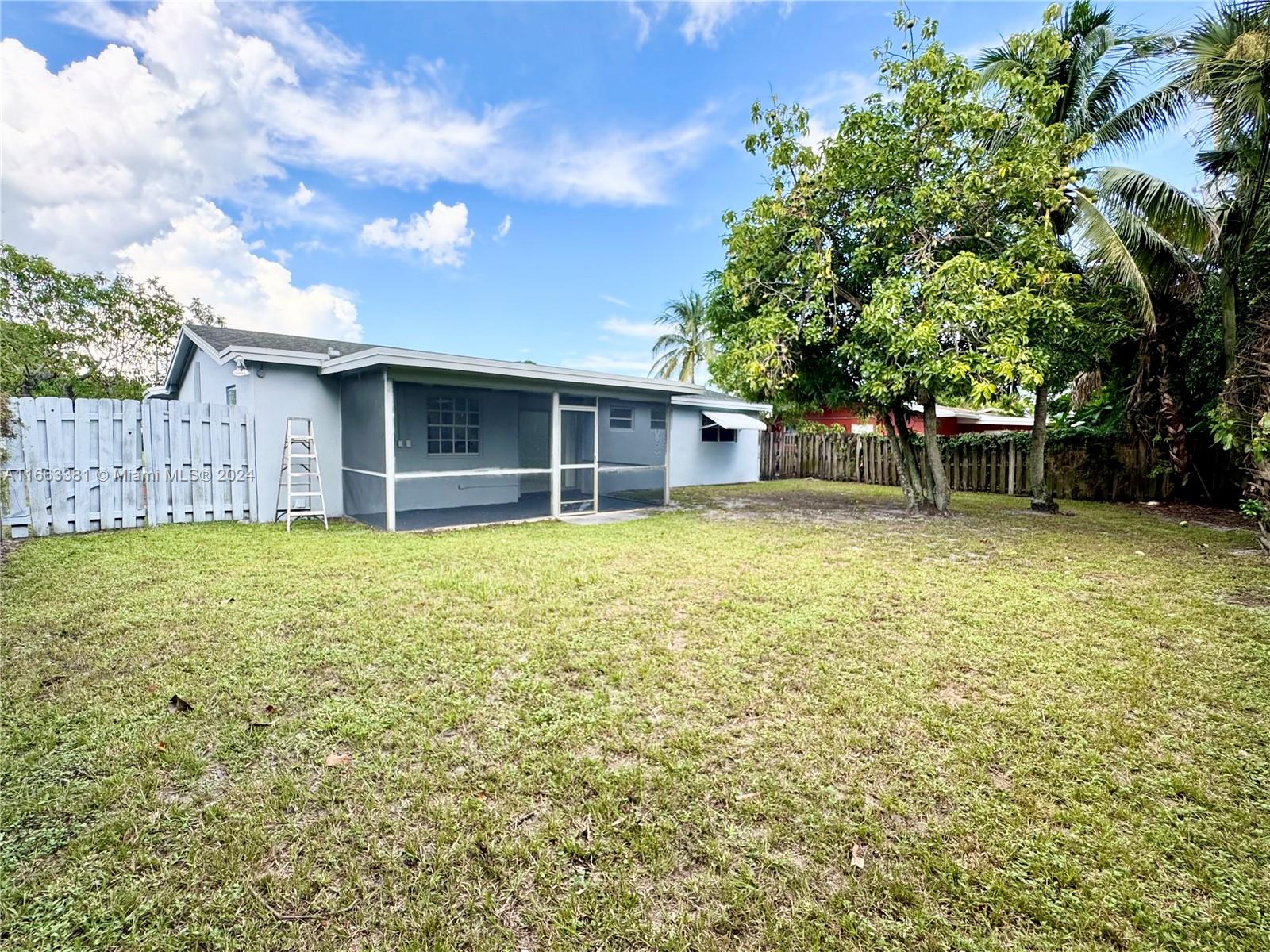 4510 NW 32nd Ct