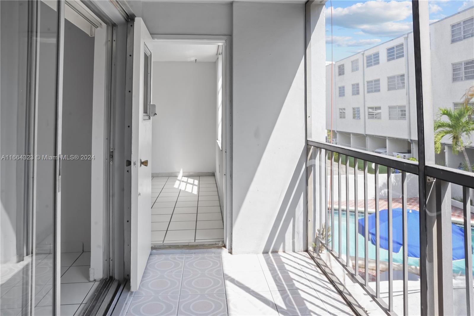 1250 NE 125th St # 208C
