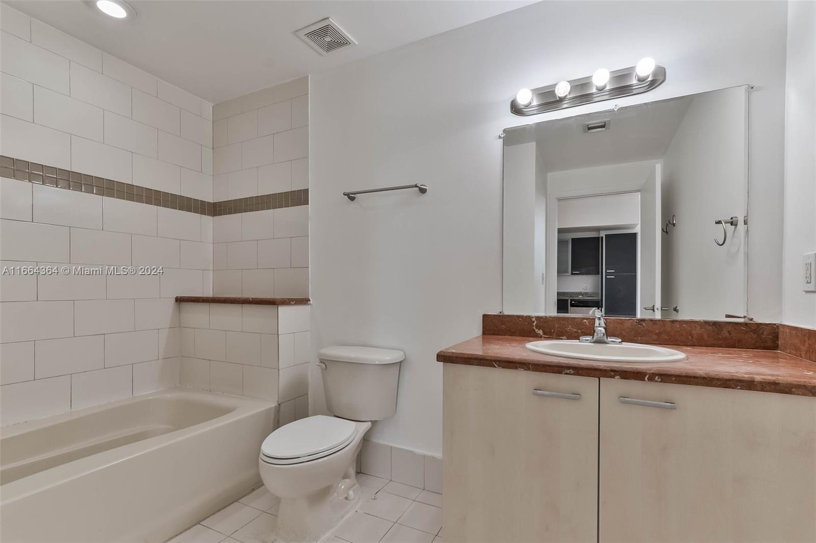 1350 NW 8th Ct # 4 Unit: B1-4