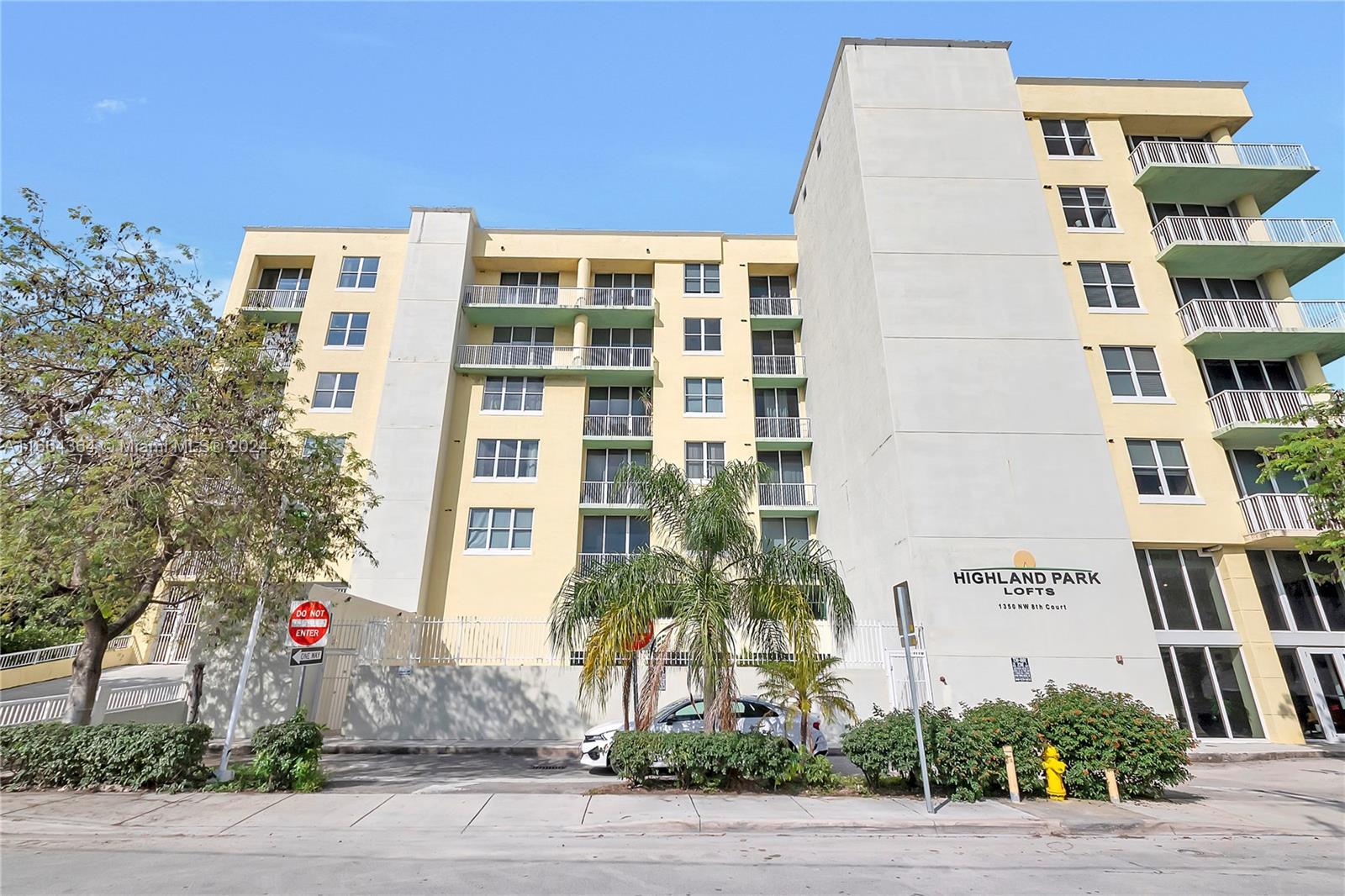 1350 NW 8th Ct # 4 Unit: B1-4
