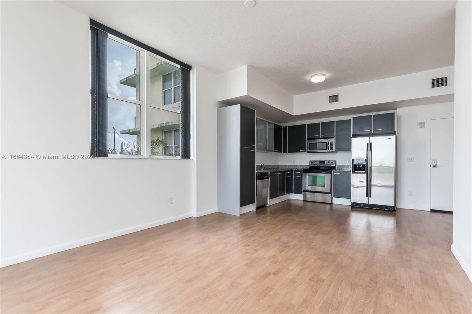 1350 NW 8th Ct # 4 Unit: B1-4