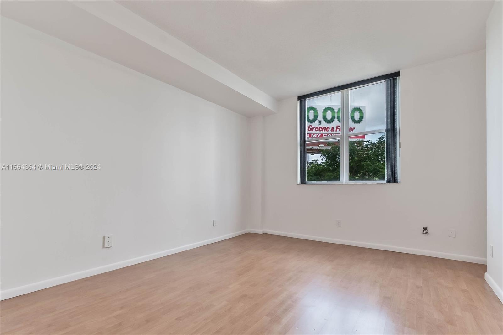 1350 NW 8th Ct # 4 Unit: B1-4