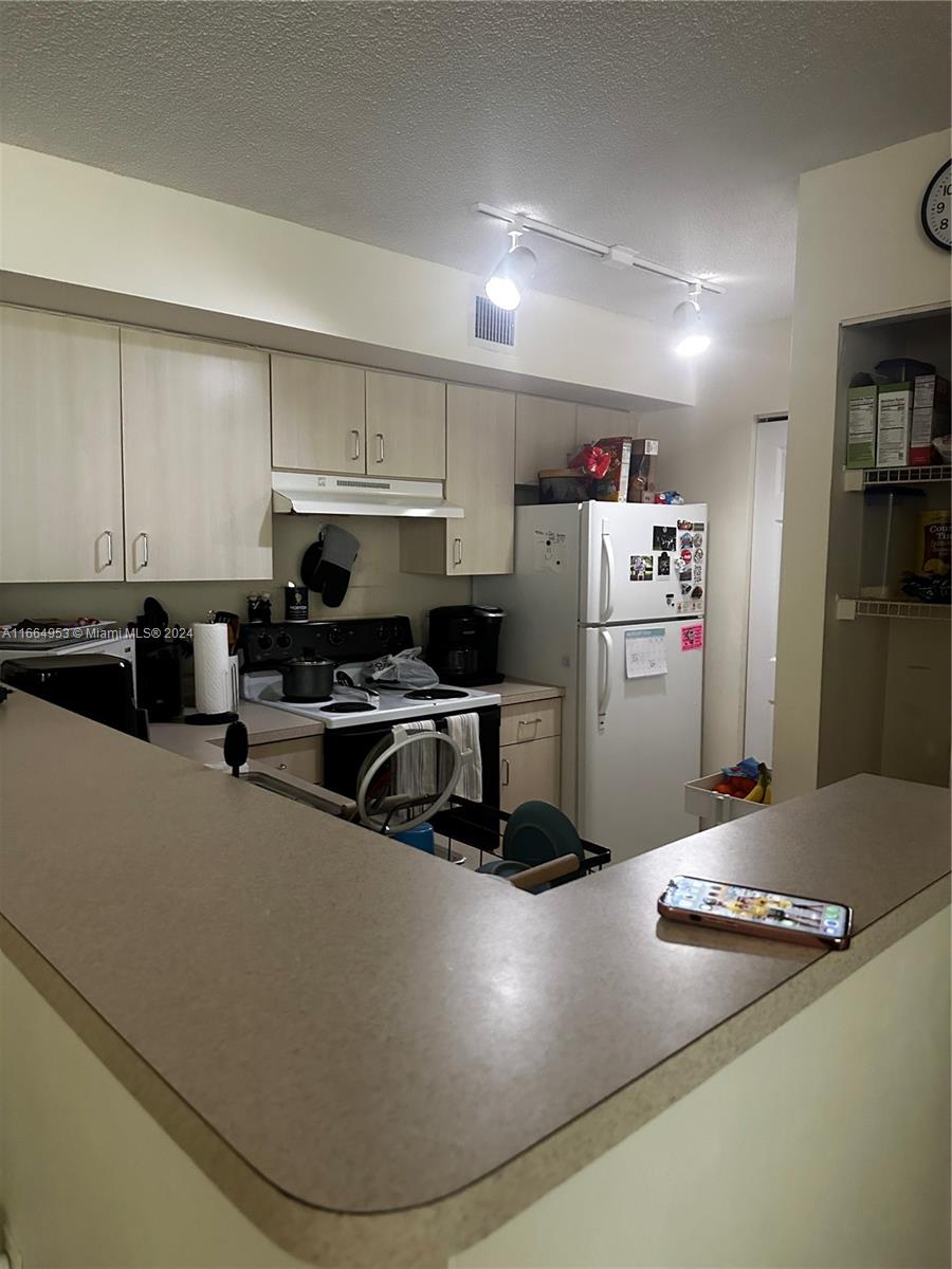 677 SW 111th Ave # 101