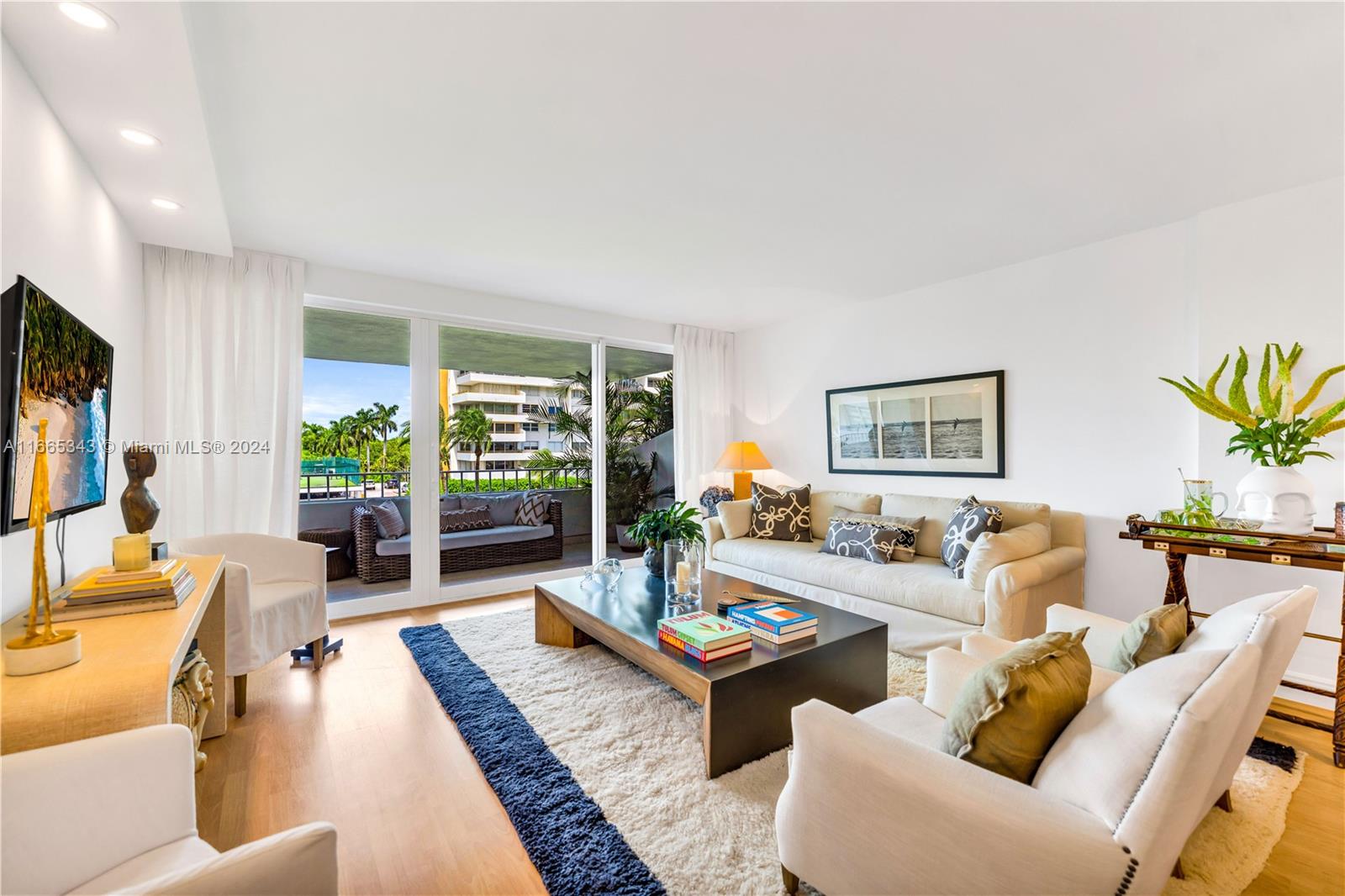 199 Ocean Lane Dr # 306