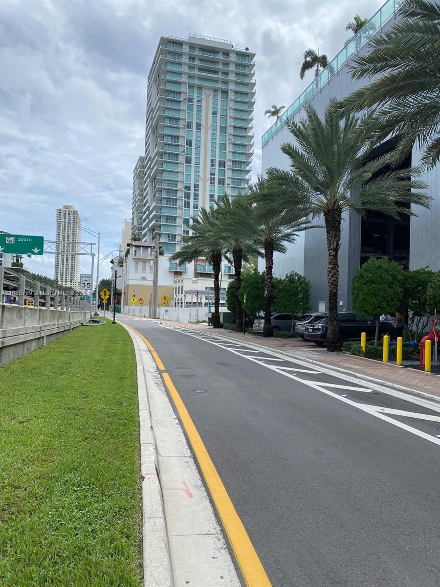 400 Sunny Isles Blvd DD 311