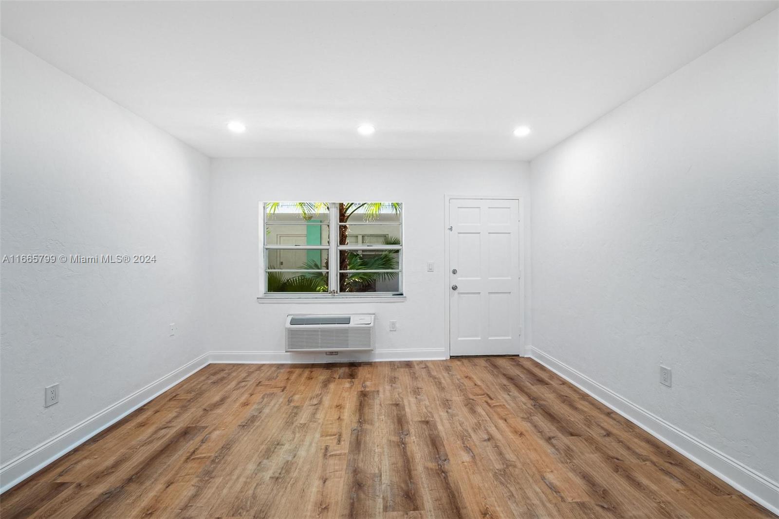 911 Meridian Ave # 106