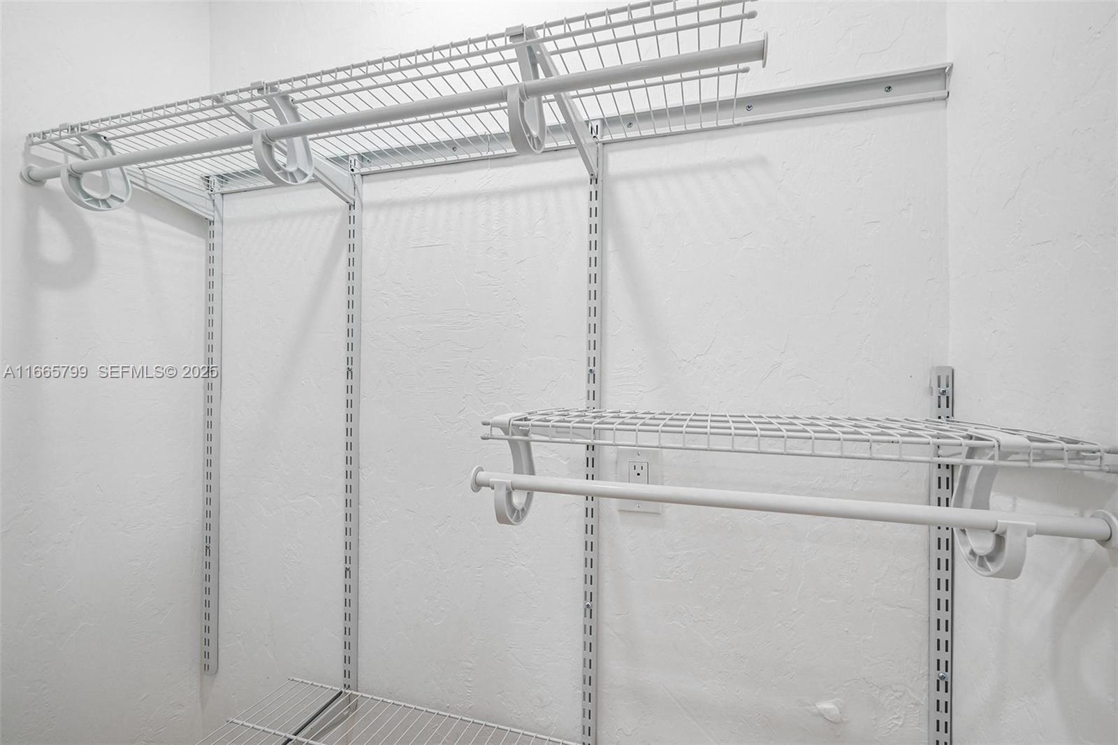 911 Meridian Ave # 106