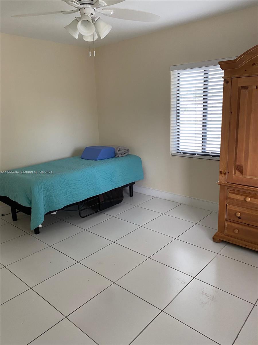 2400 SW 65th Ave