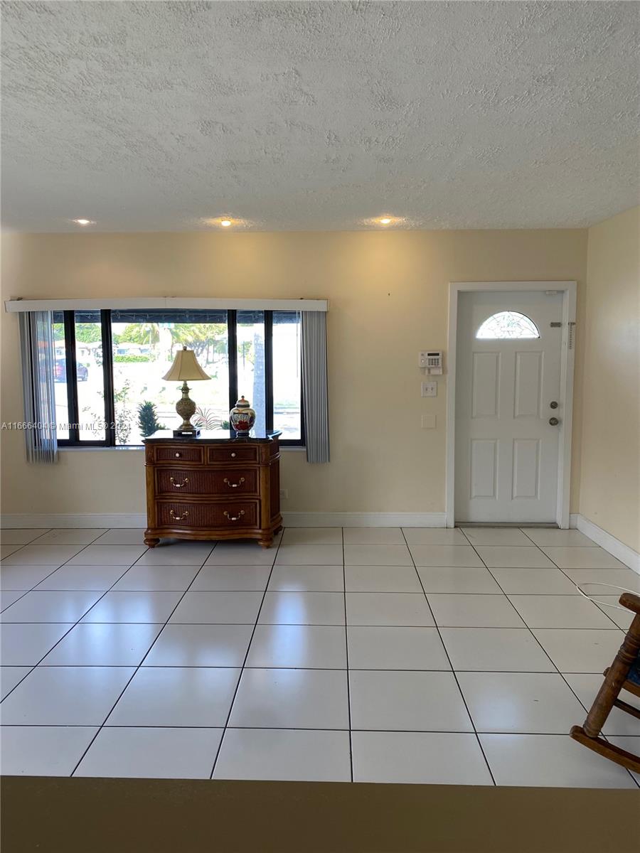 2400 SW 65th Ave