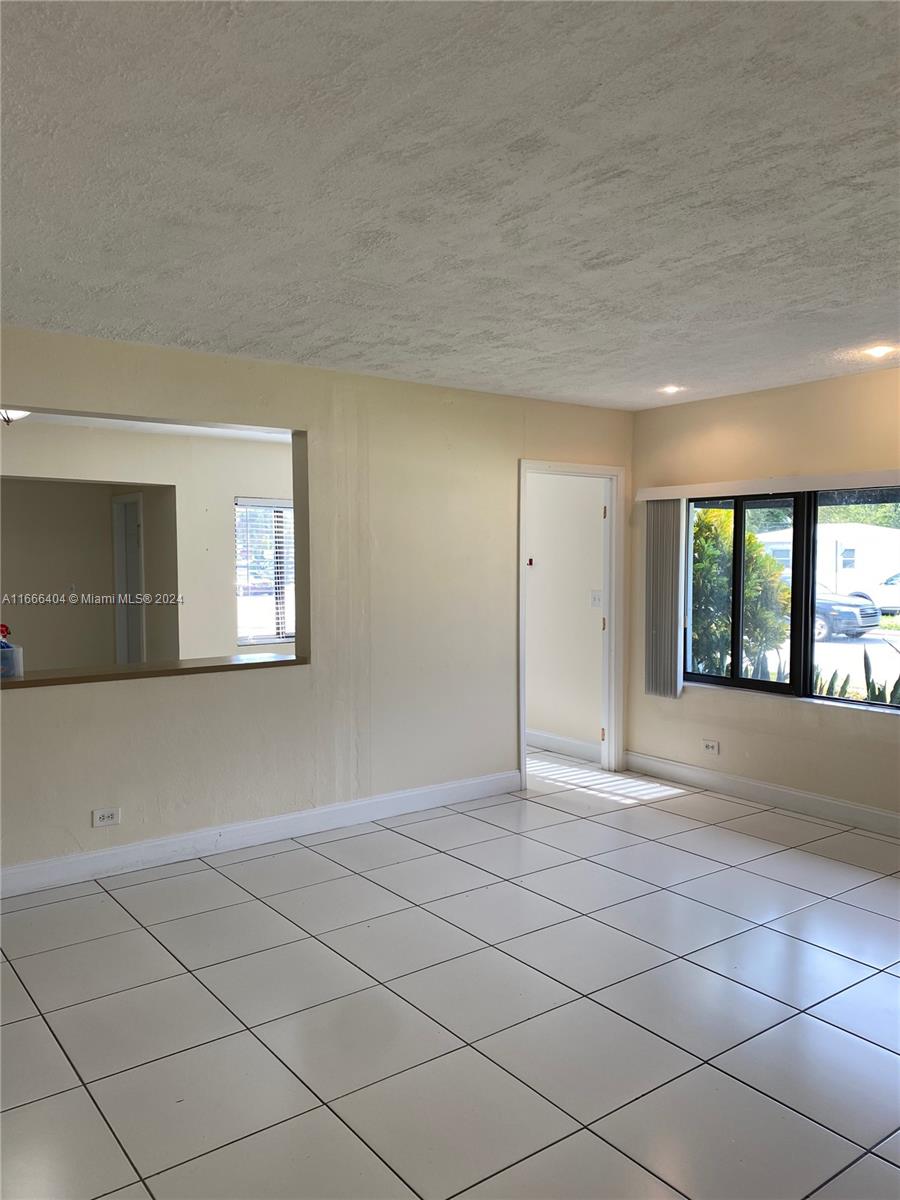 2400 SW 65th Ave