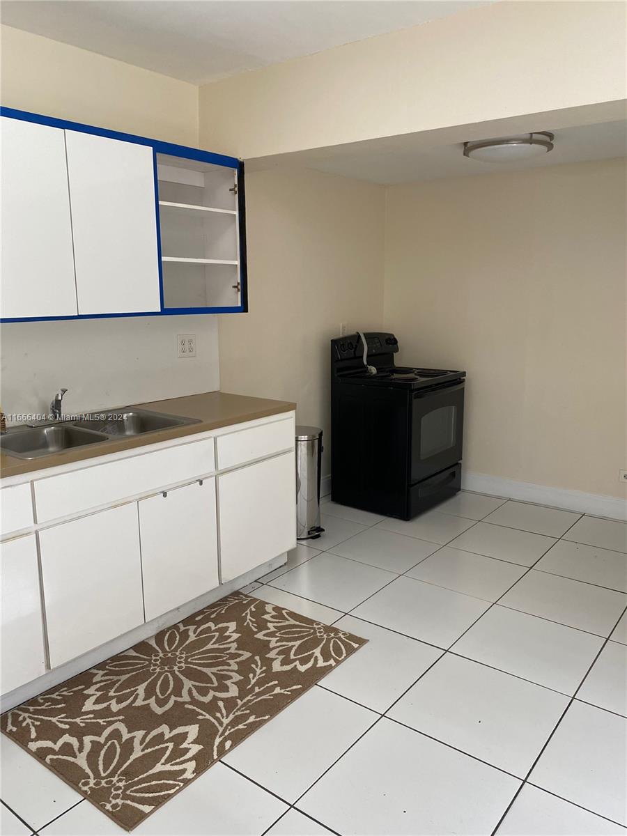 2400 SW 65th Ave