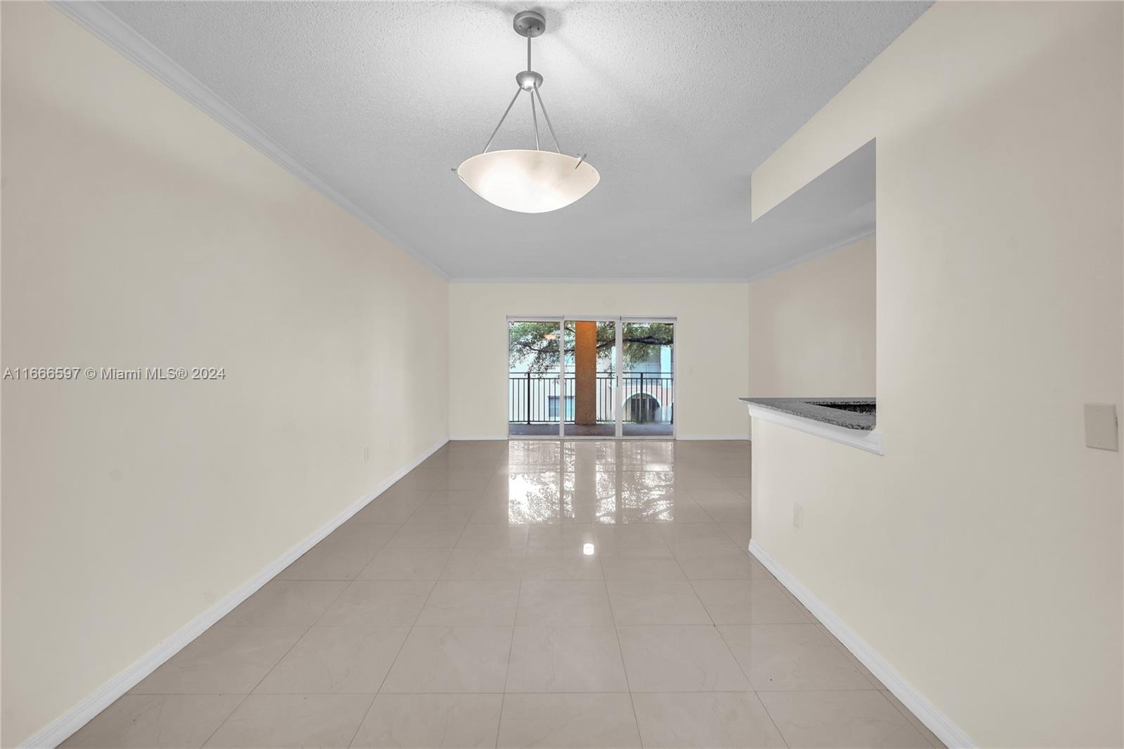 2490 Centergate Dr # 205