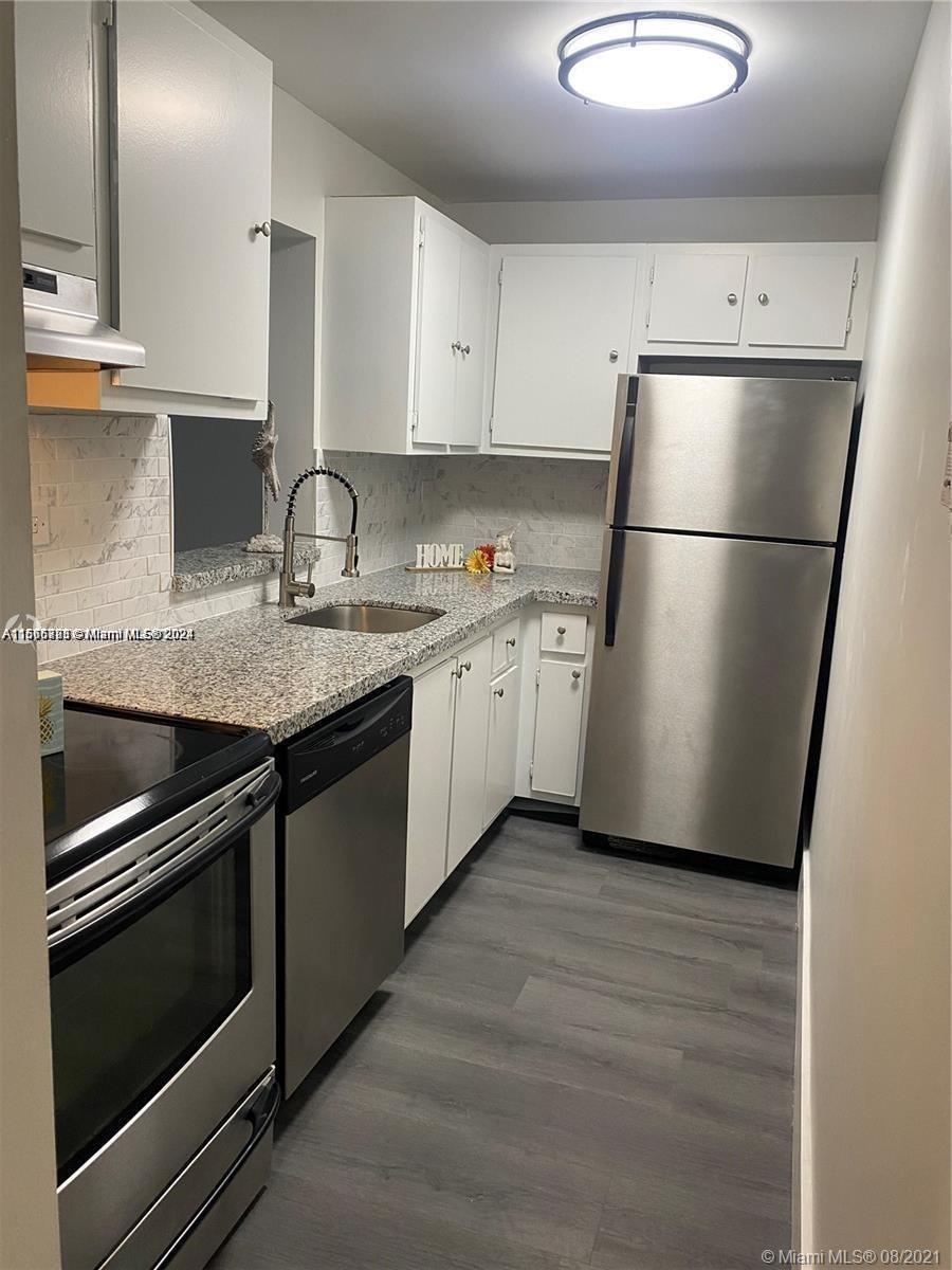 1740 NW N River Dr # 325