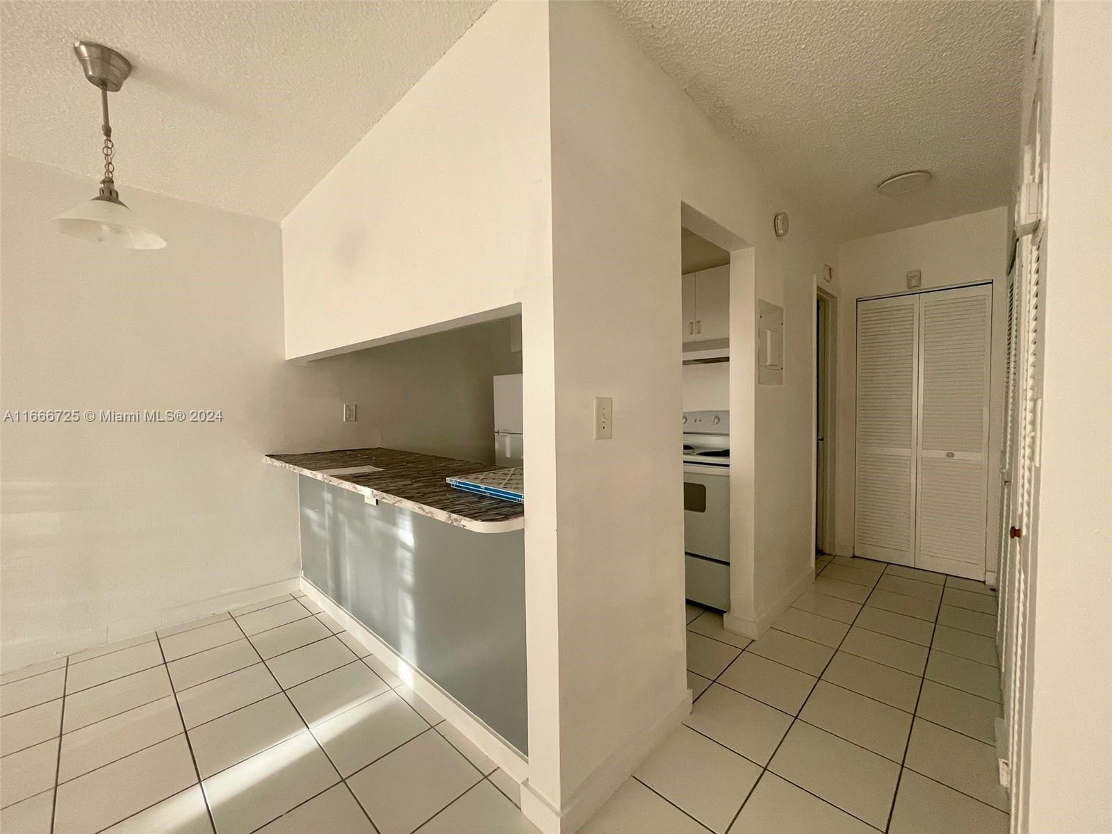 251 NW 177th St # 122 Unit: A-122