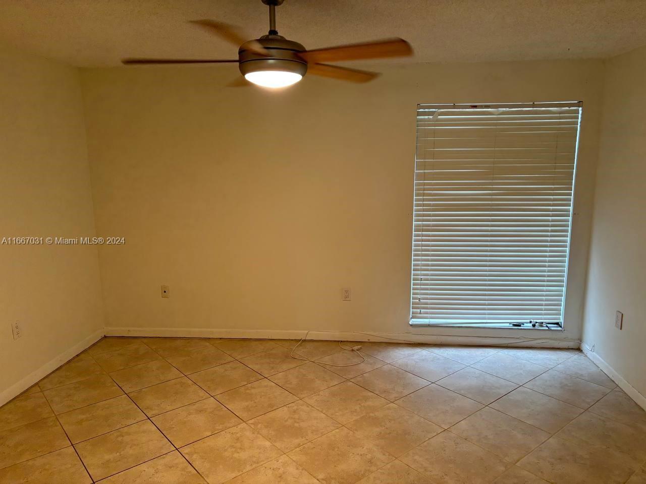 10826 N Kendall Dr # T13