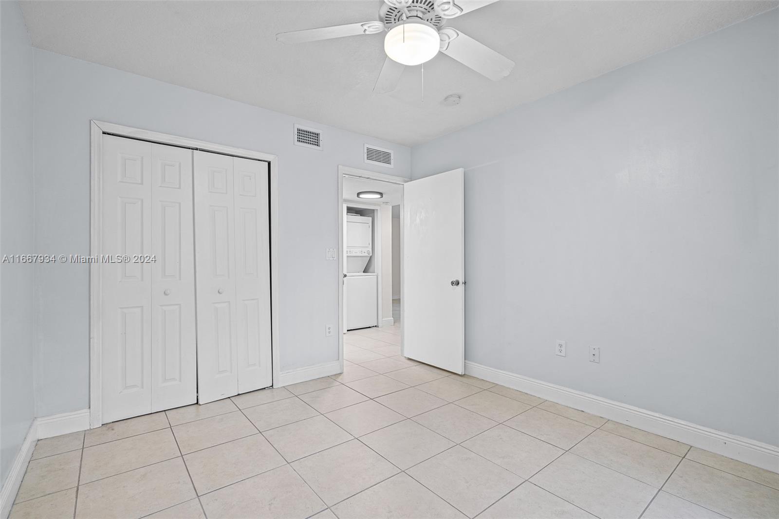 980 NE 33rd Ter # 104