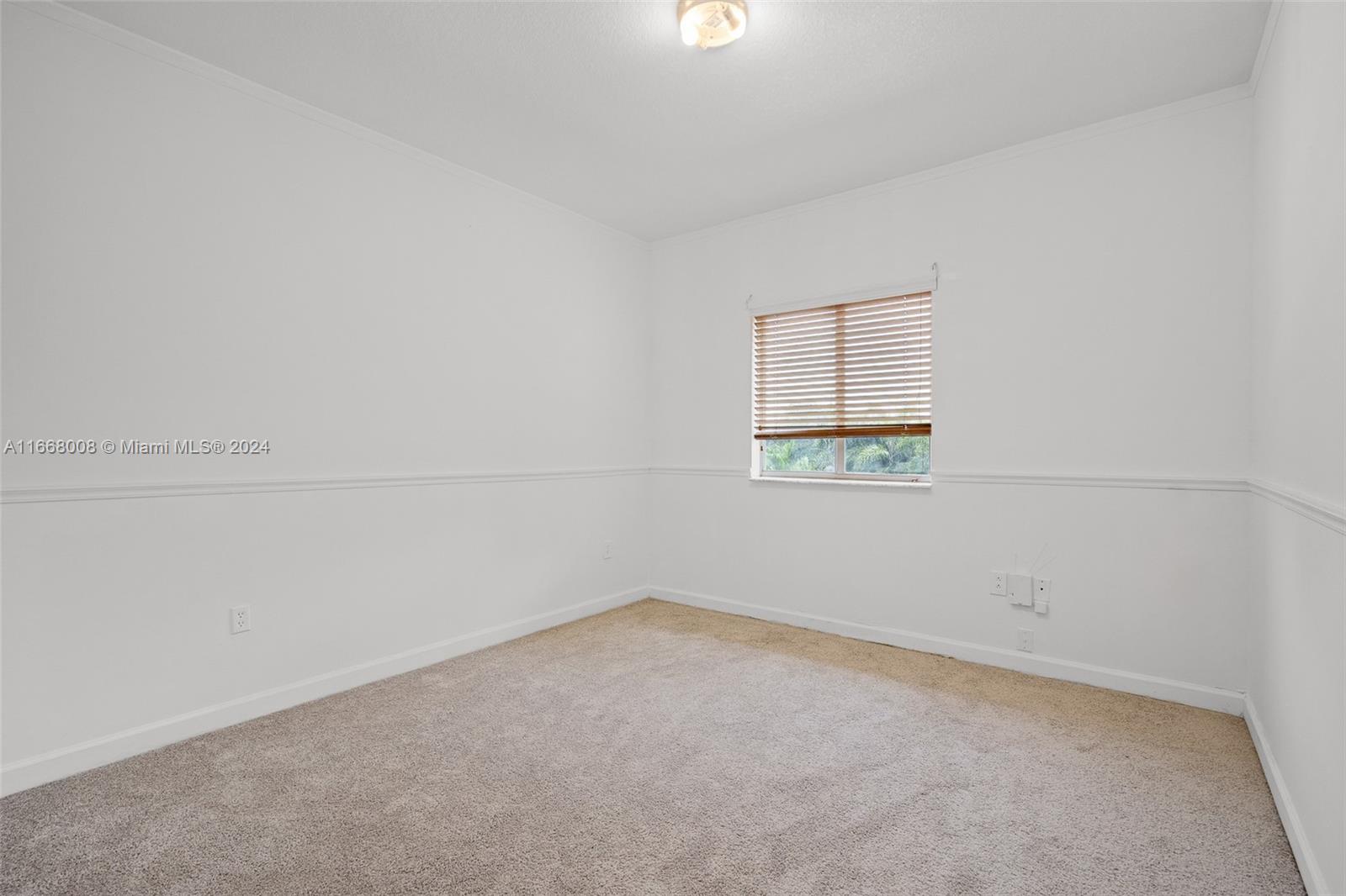 1231 NE 42nd Ave # 1231