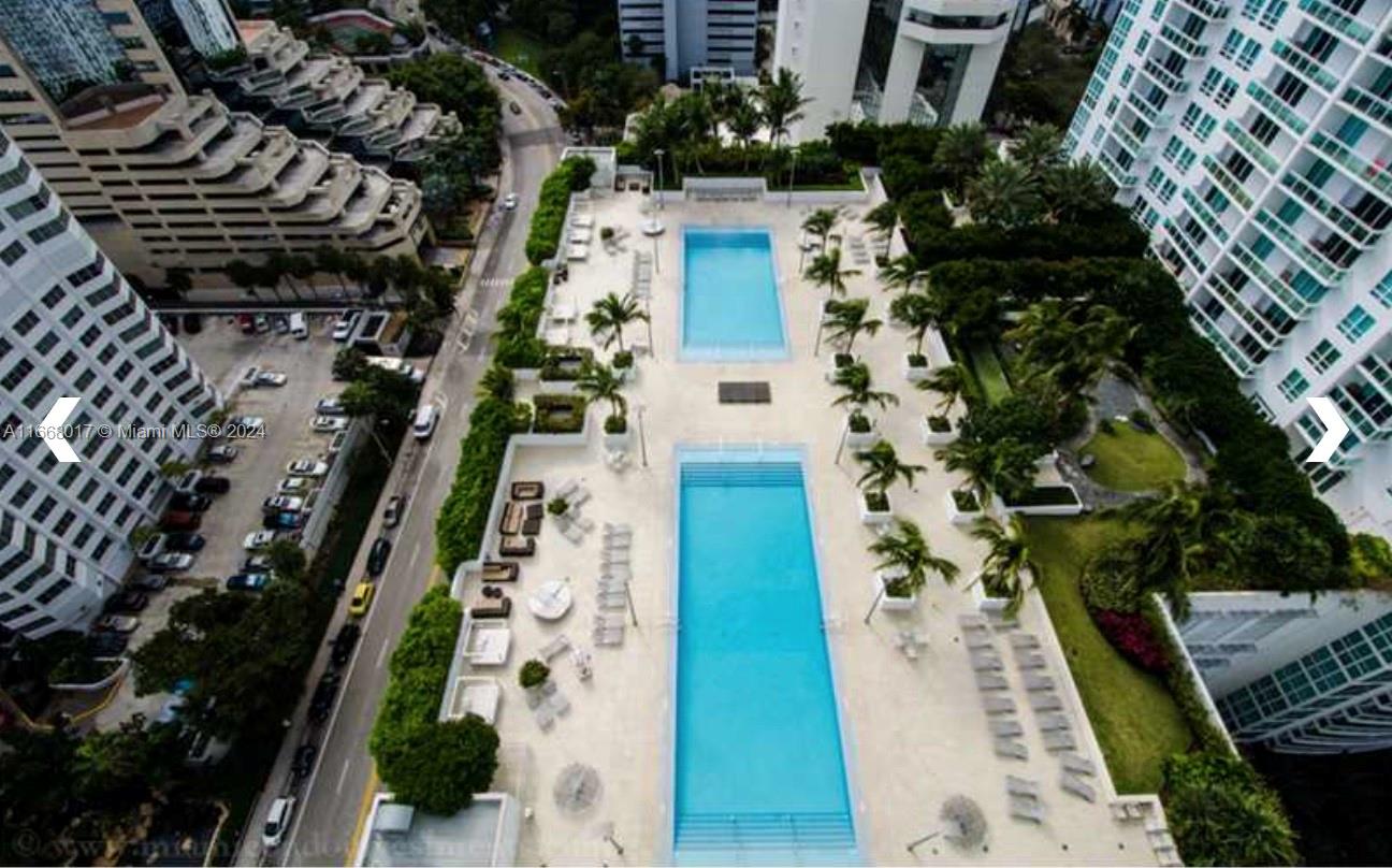 950 Brickell Bay Dr # 2007