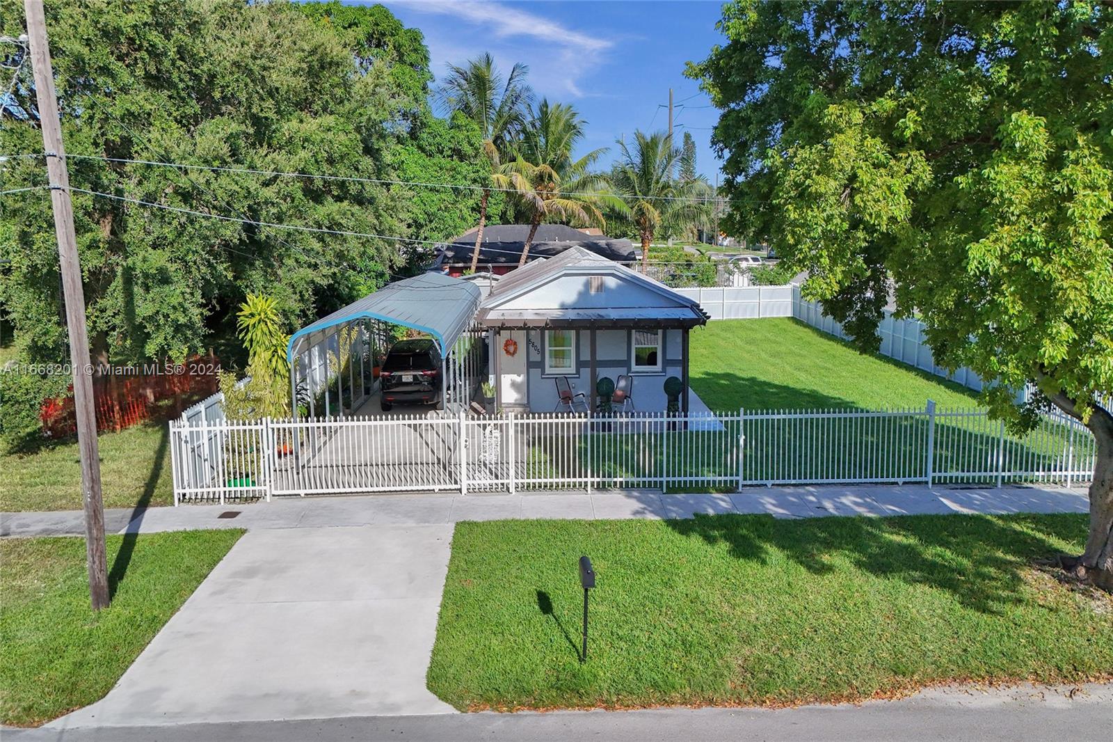 5805 NW 30th Ave
